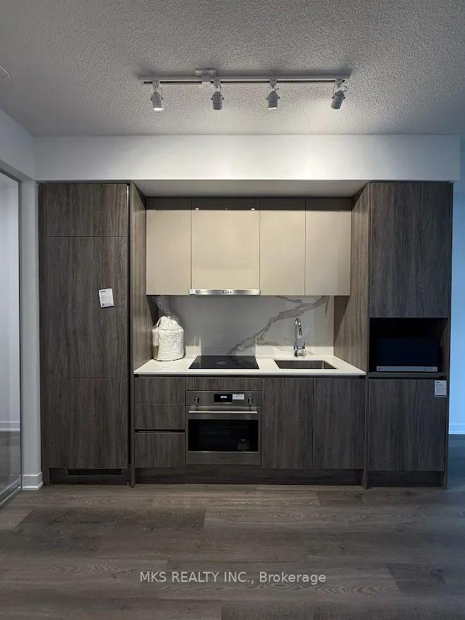 Photo 2 of Unit 1808, 180 Front Street E, Toronto, Moss Park — HOMEH