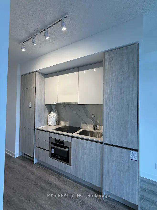 Photo 3 of Unit 1902, 180 Front Street E, Toronto, Moss Park — HOMEH