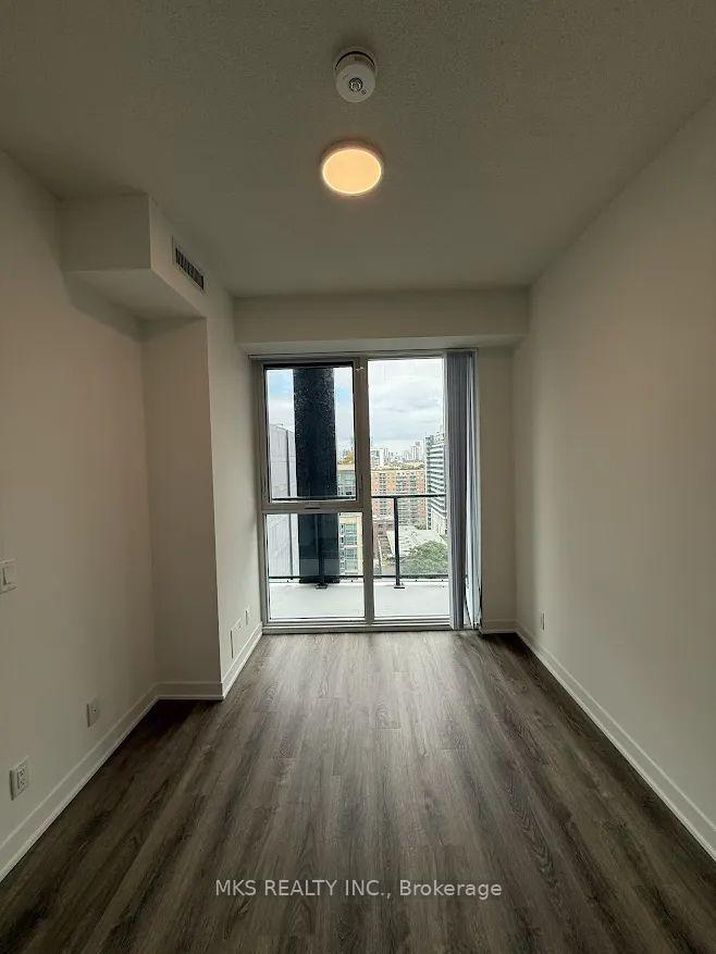 Photo 5 of Unit 1902, 180 Front Street E, Toronto, Moss Park — HOMEH