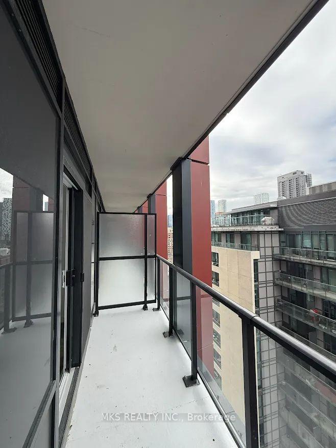 Photo 9 of Unit 1902, 180 Front Street E, Toronto, Moss Park — HOMEH