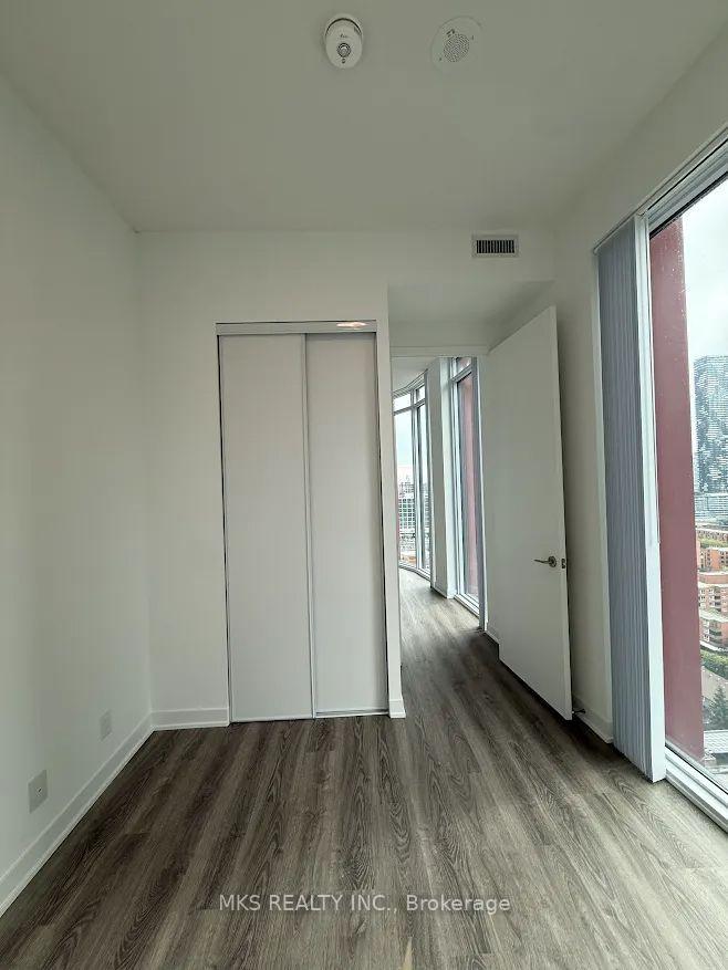 Photo 10 of Unit 2510, 180 Front Street E, Toronto, Moss Park — HOMEH