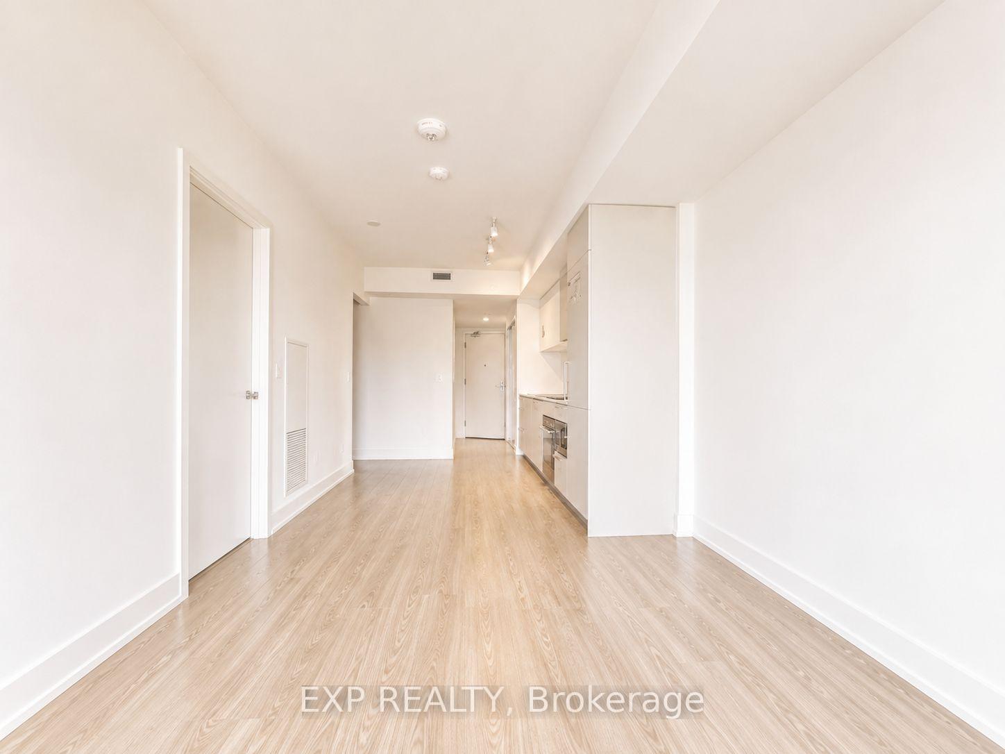 Photo 15 of Unit 811, 19 Western Battery Road, Toronto, Niagara — HOMEH