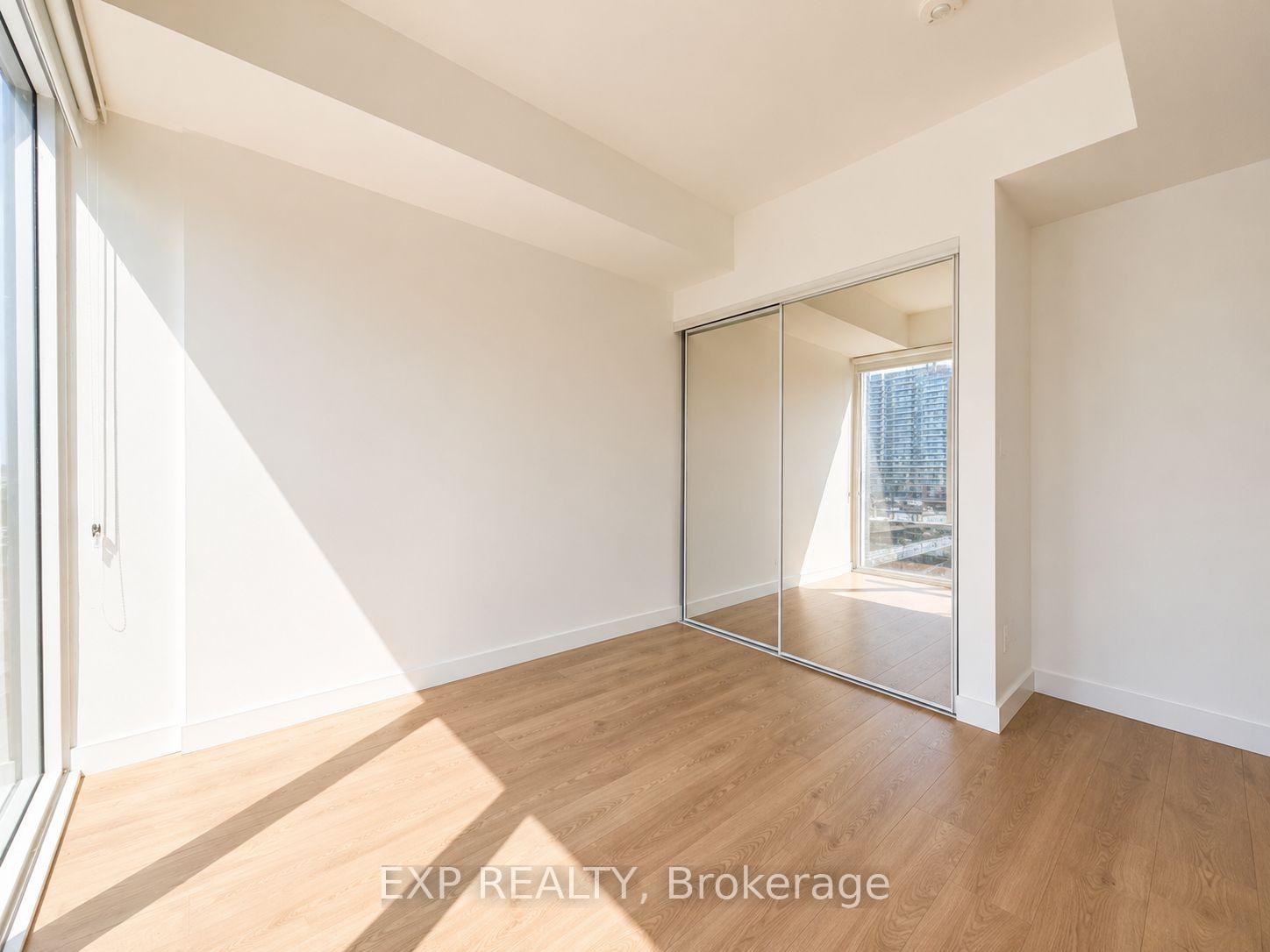 Photo 18 of Unit 811, 19 Western Battery Road, Toronto, Niagara — HOMEH