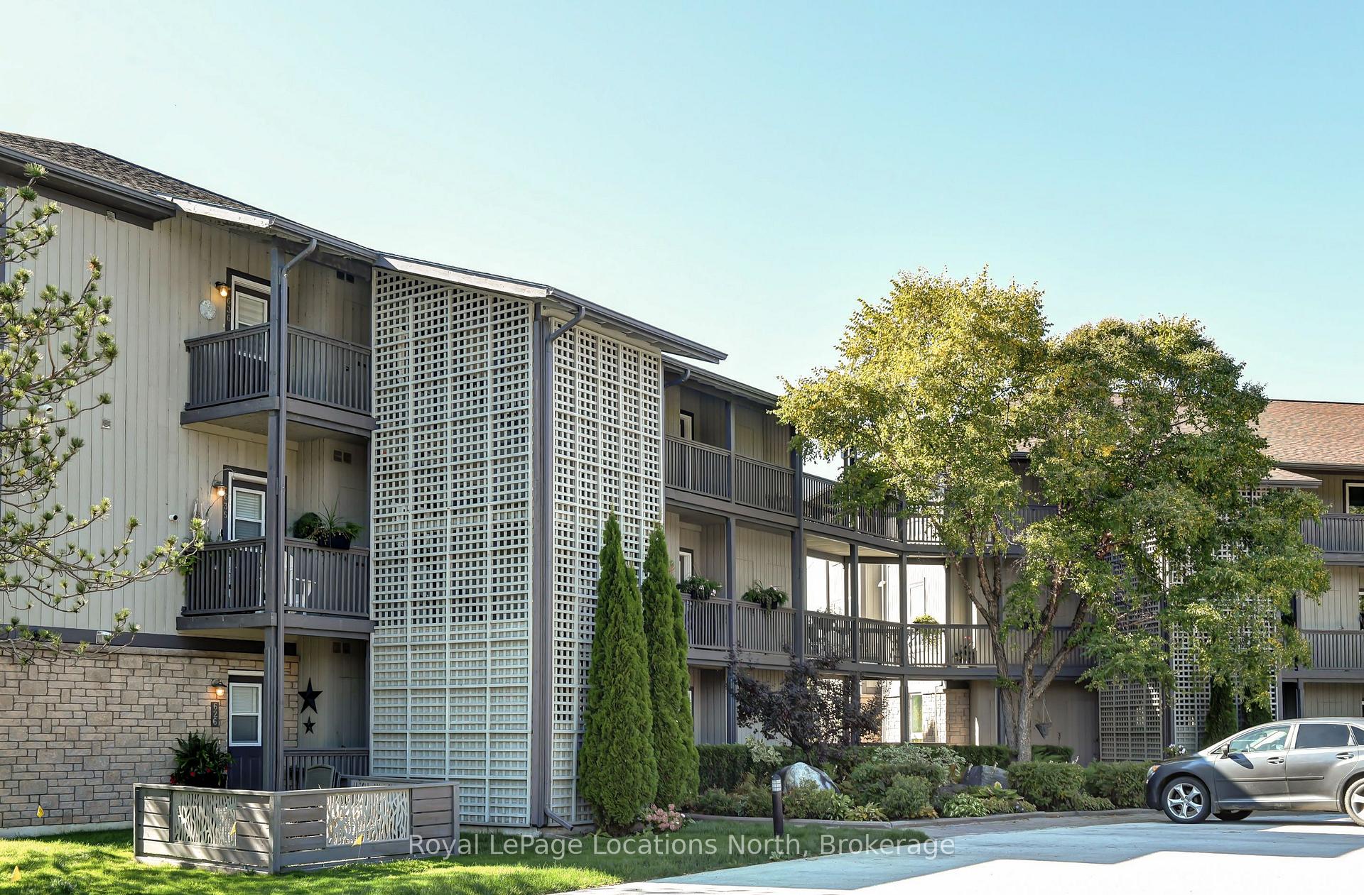 Front of Unit 10, 633 Johnston Park Avenue