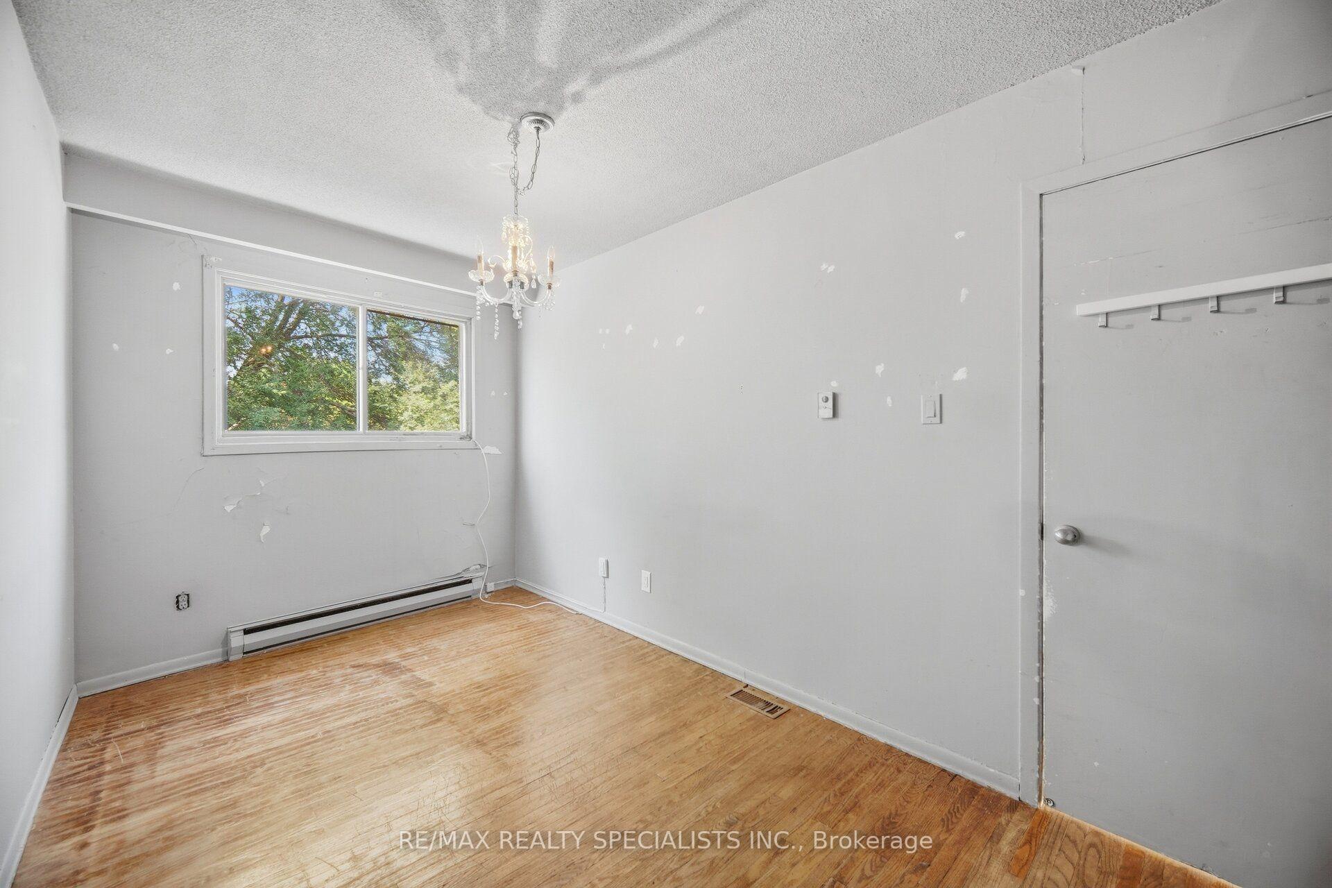 Photo 24 of 1169 Lakeshore Road E, Mississauga, Lakeview — HOMEH