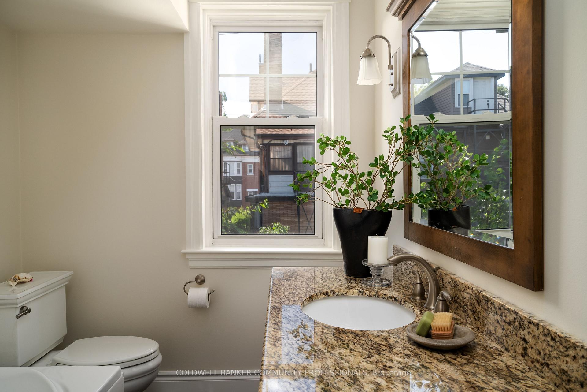 Photo 22 of 155 Sherman Avenue S, Hamilton, Blakeley — HOMEH
