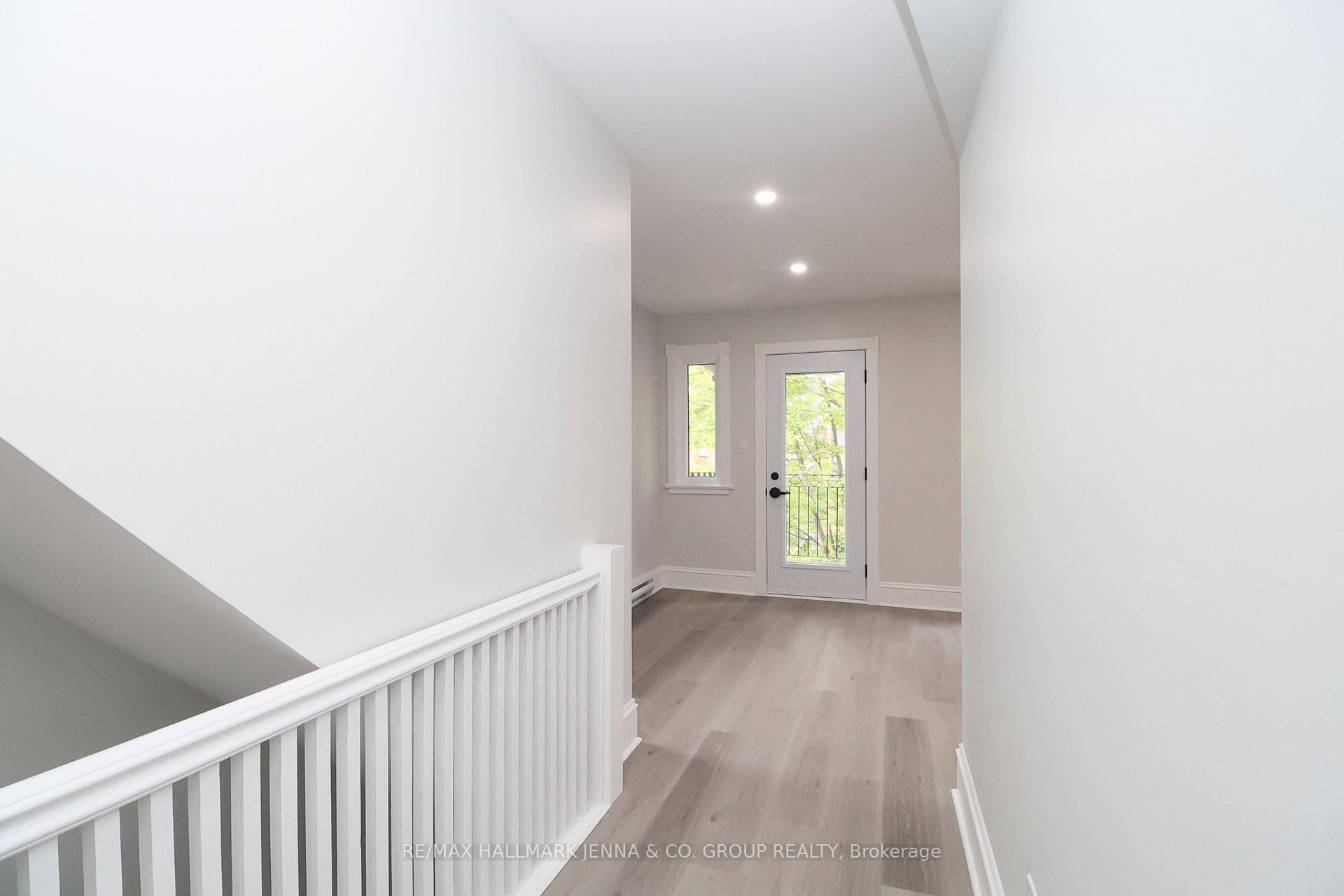 Photo 5 of Unit 3, 332 Osgoode Street, Ottawa, Sandy Hill — HOMEH