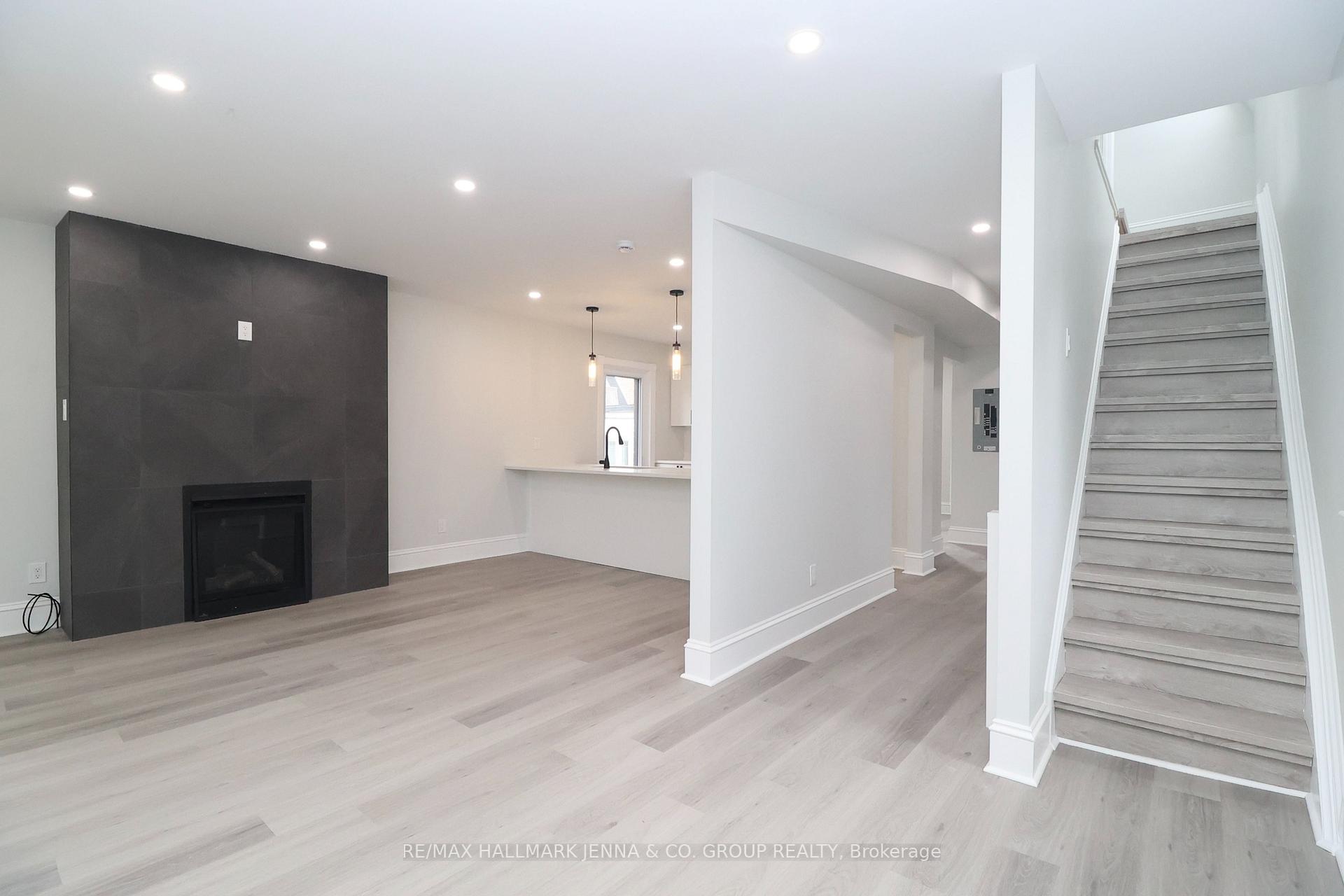 Photo 8 of Unit 3, 332 Osgoode Street, Ottawa, Sandy Hill — HOMEH