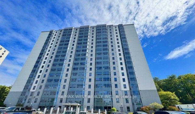 Photo of Unit 1506, 55 Green Valley Drive