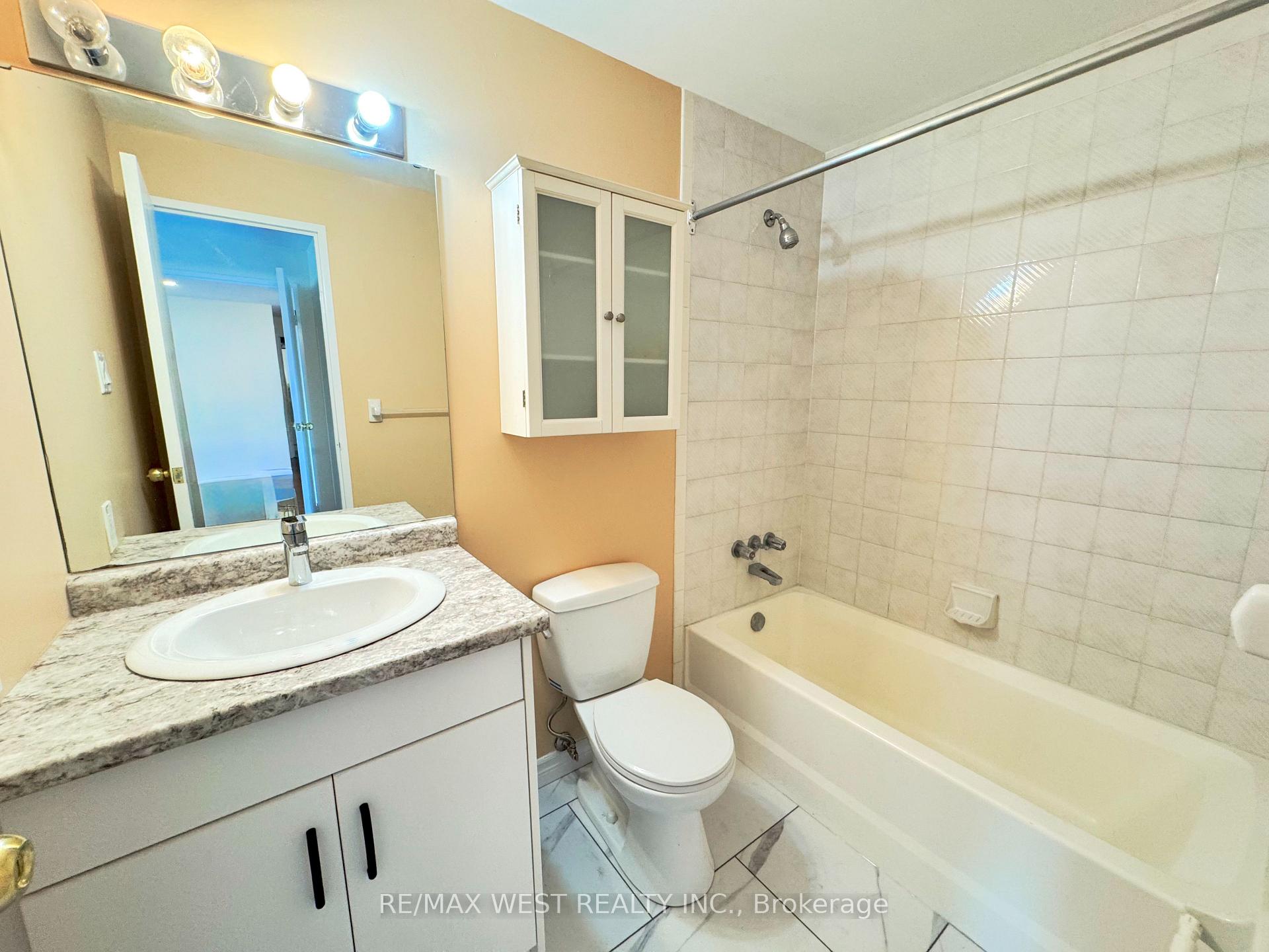 Photo 18 of Unit 1506, 55 Green Valley Drive, Kitchener, Pioneer Park — HOMEH