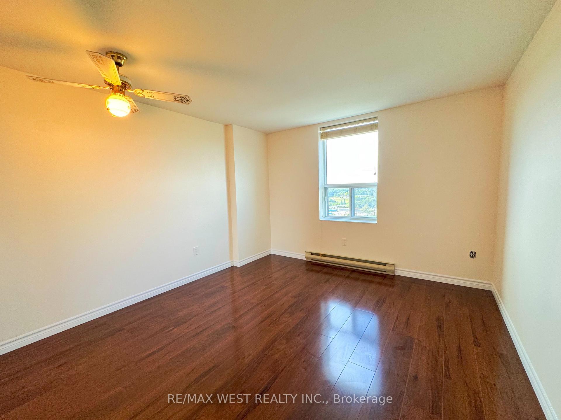 Photo 22 of Unit 1506, 55 Green Valley Drive, Kitchener, Pioneer Park — HOMEH