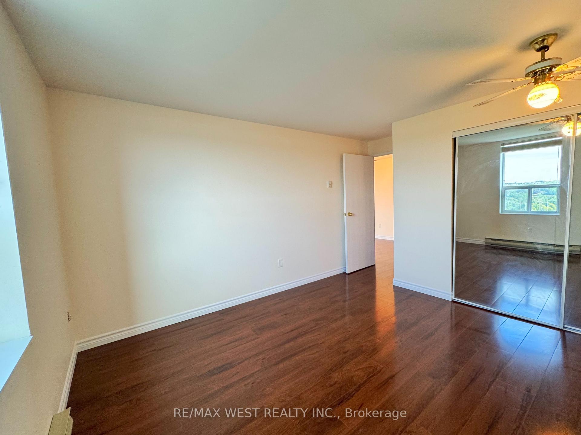 Photo 24 of Unit 1506, 55 Green Valley Drive, Kitchener, Pioneer Park — HOMEH