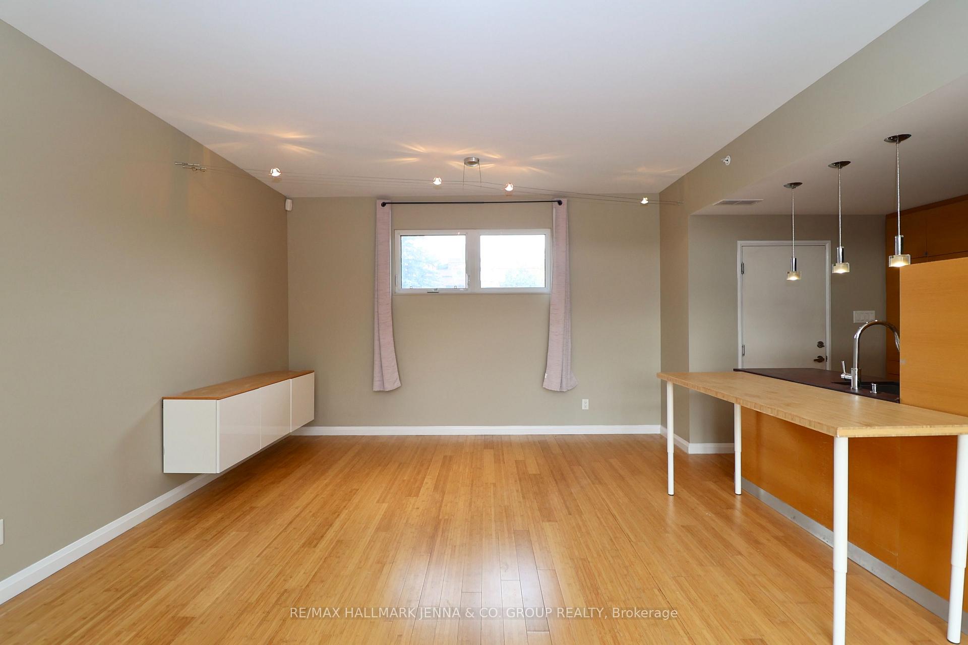 Photo 7 of Unit 3, 331 Osgoode Street, Ottawa, Sandy Hill — HOMEH