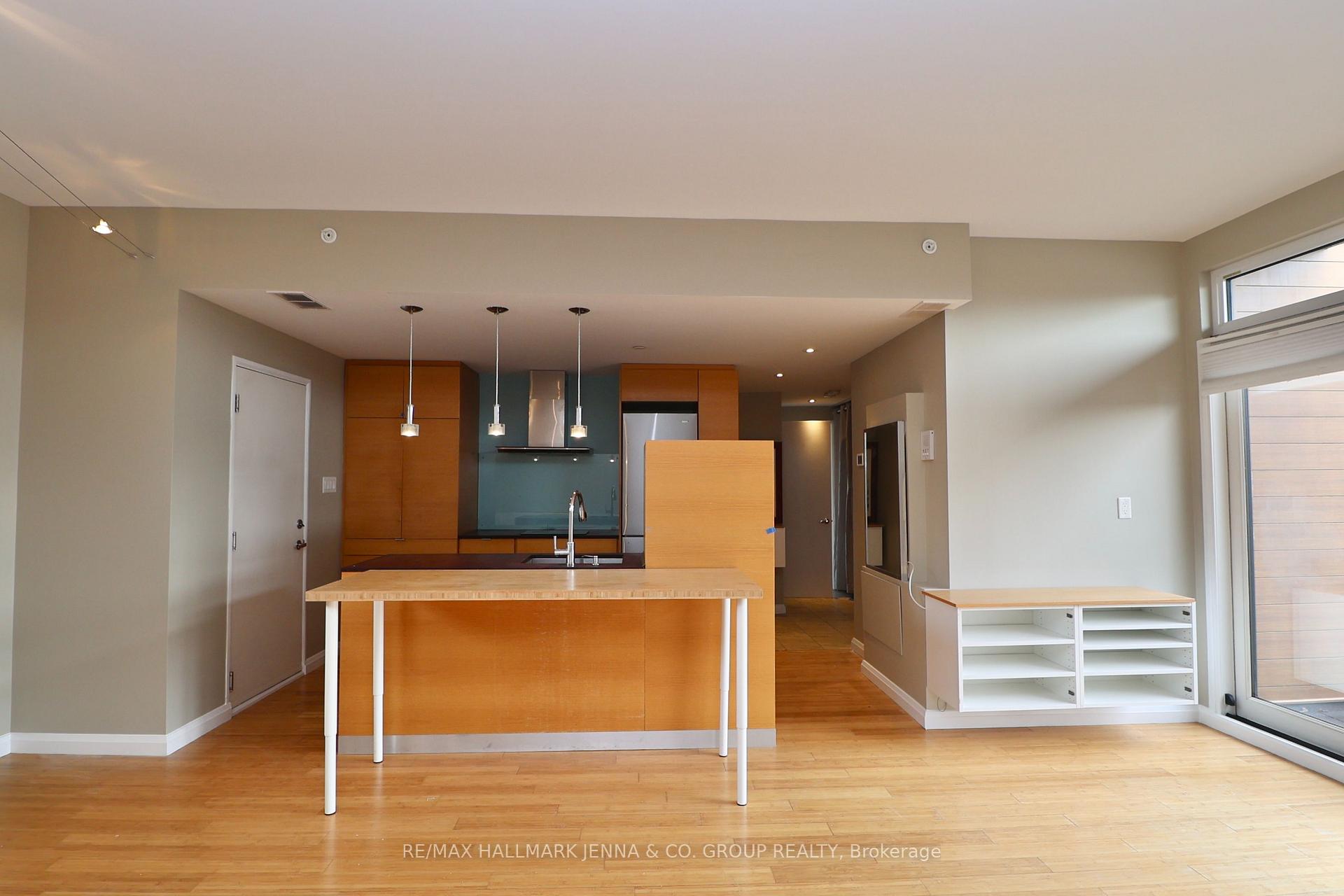 Photo 9 of Unit 3, 331 Osgoode Street, Ottawa, Sandy Hill — HOMEH