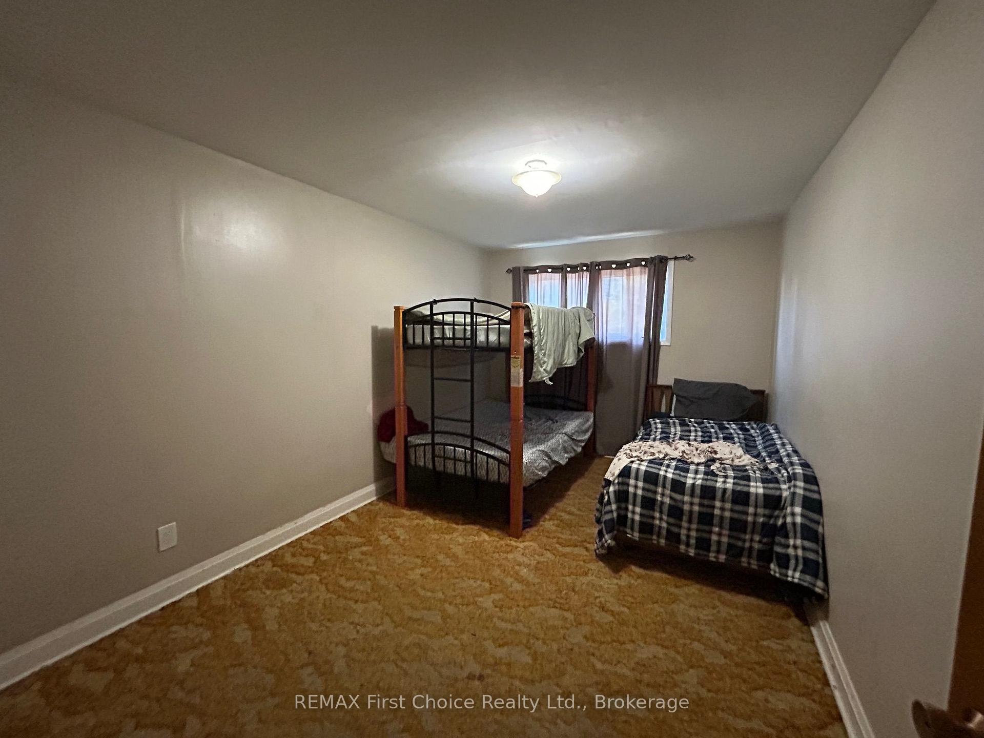 Photo 10 of 344 Cornwall Avenue, Thunder Bay, Court / Cumberland — HOMEH