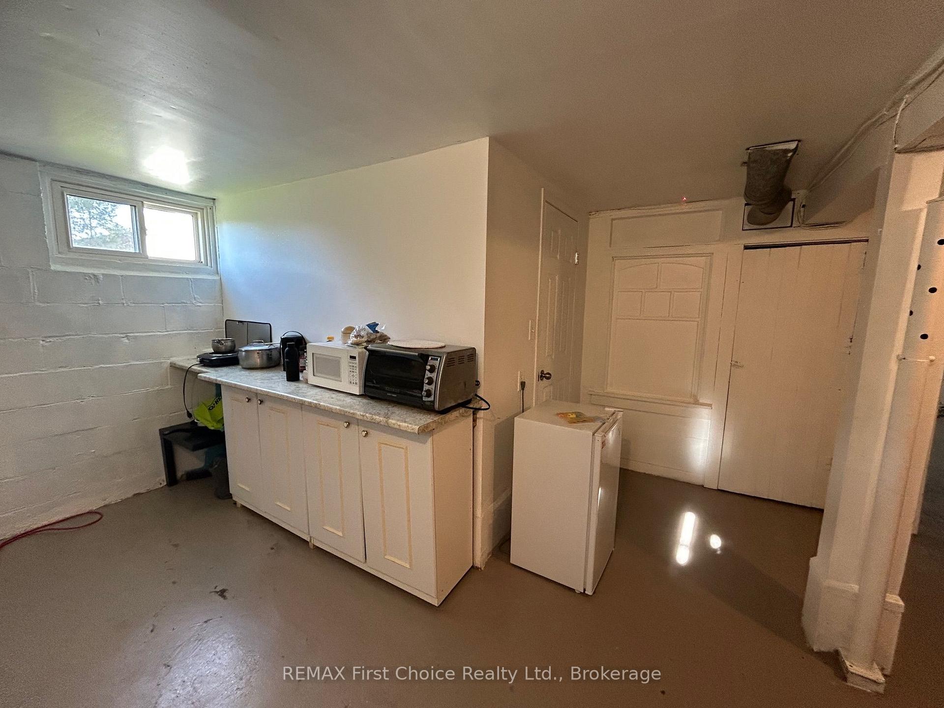 Photo 17 of 344 Cornwall Avenue, Thunder Bay, Court / Cumberland — HOMEH