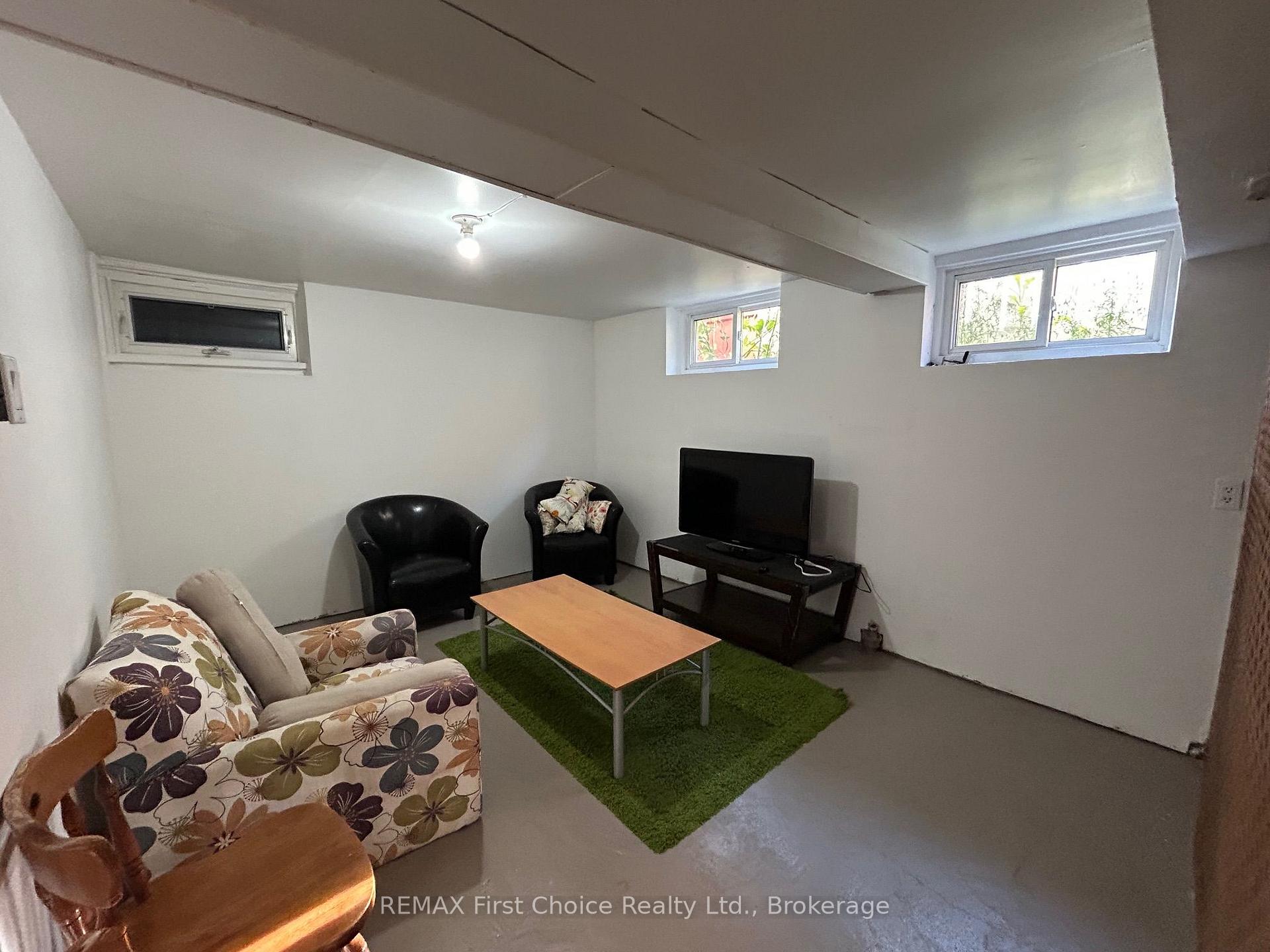 Photo 19 of 344 Cornwall Avenue, Thunder Bay, Court / Cumberland — HOMEH
