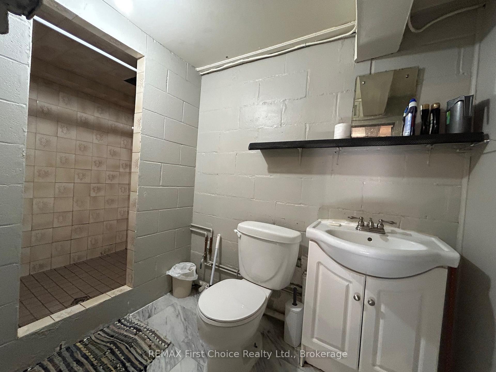 Photo 20 of 344 Cornwall Avenue, Thunder Bay, Court / Cumberland — HOMEH