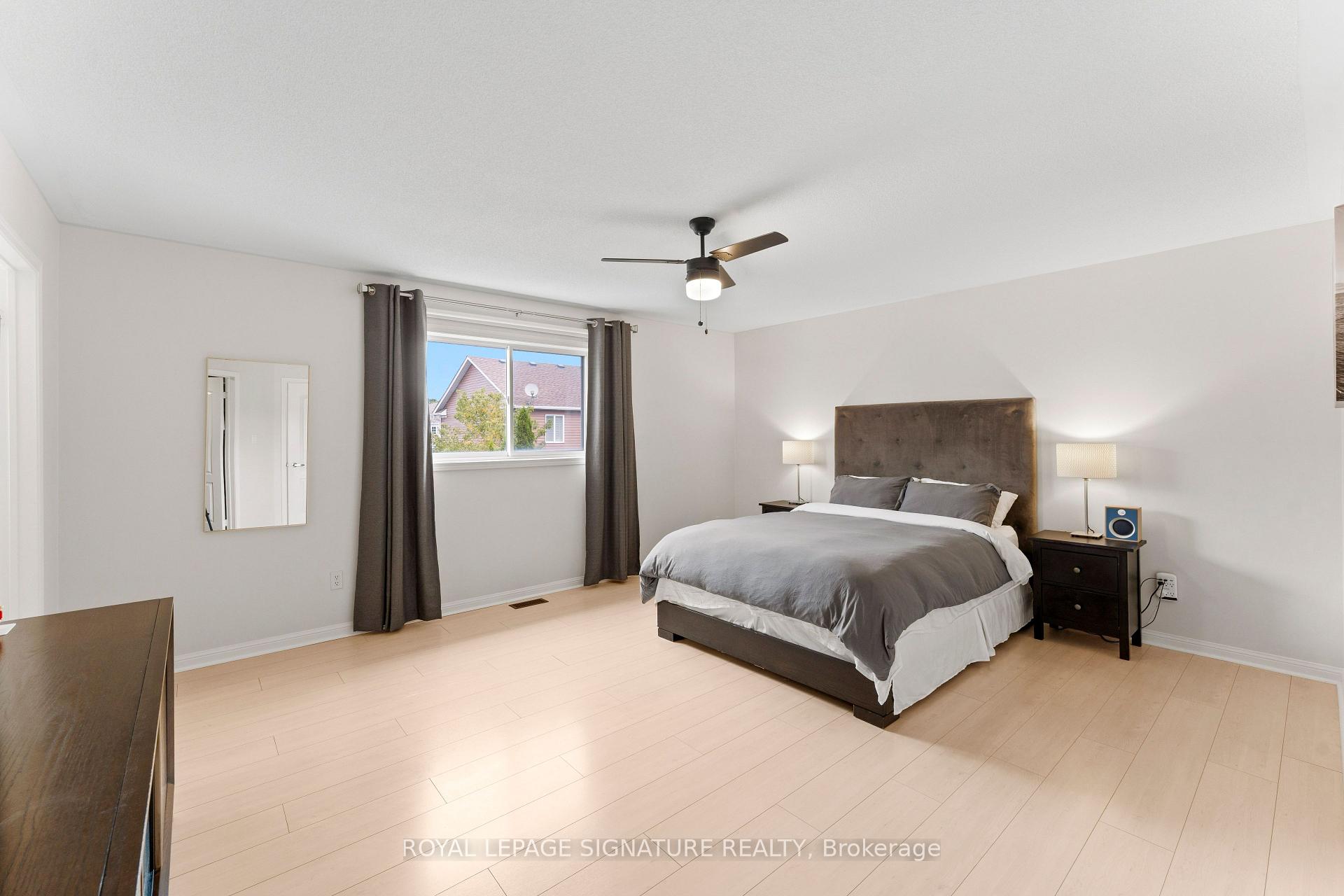 Photo 18 of 16 Beacham Crescent, Clarington, Newcastle — HOMEH