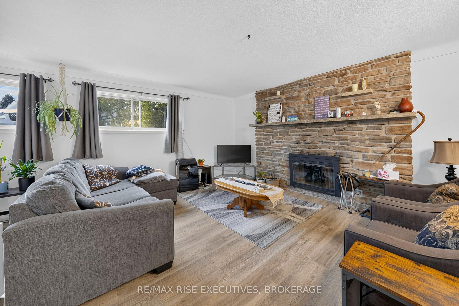 Photo 16 of 33 Montgomery Boulevard, Kingston, City SouthWest — HOMEH