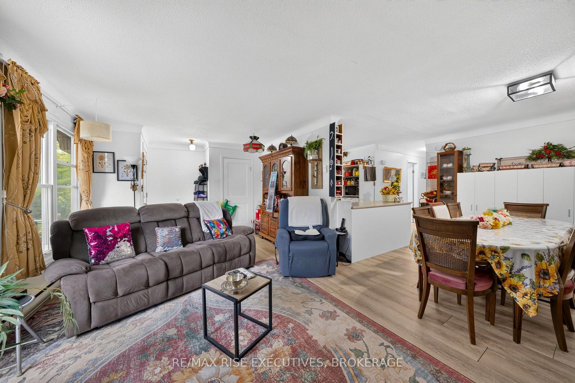 Photo 26 of 33 Montgomery Boulevard, Kingston, City SouthWest — HOMEH