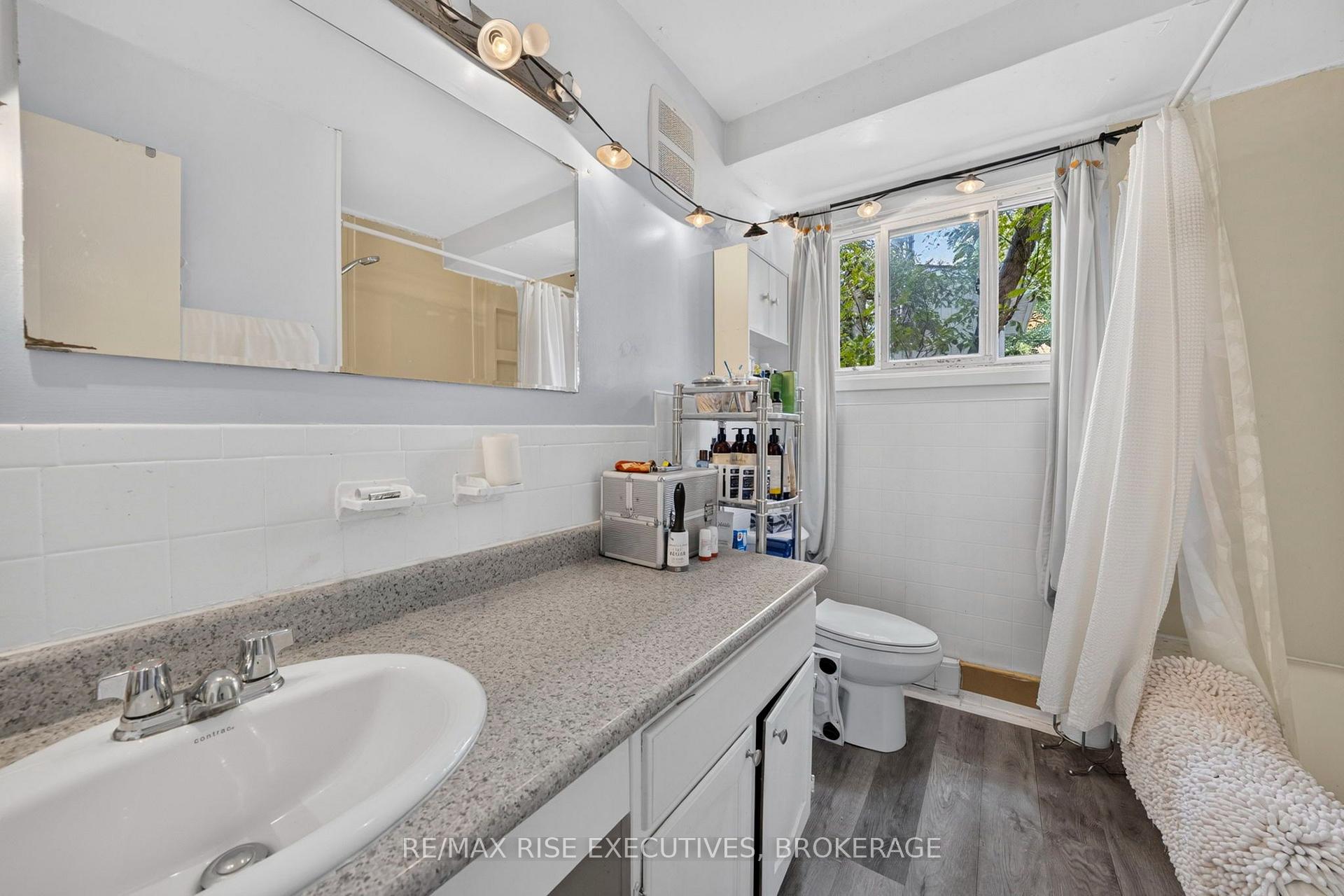 Photo 43 of 33 Montgomery Boulevard, Kingston, City SouthWest — HOMEH