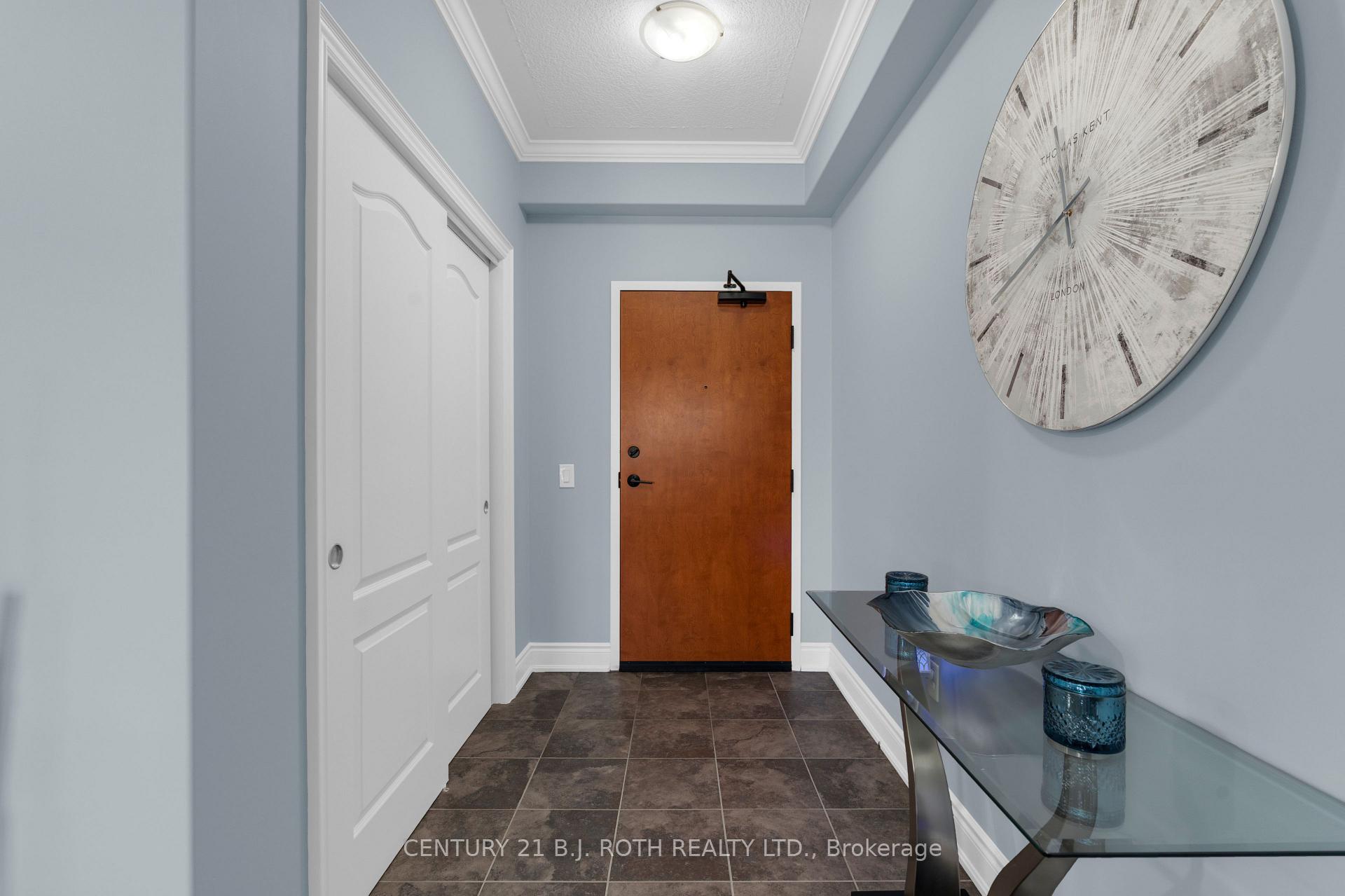 Photo 3 of Unit 201, 720 Yonge Street, Barrie, Painswick South — HOMEH