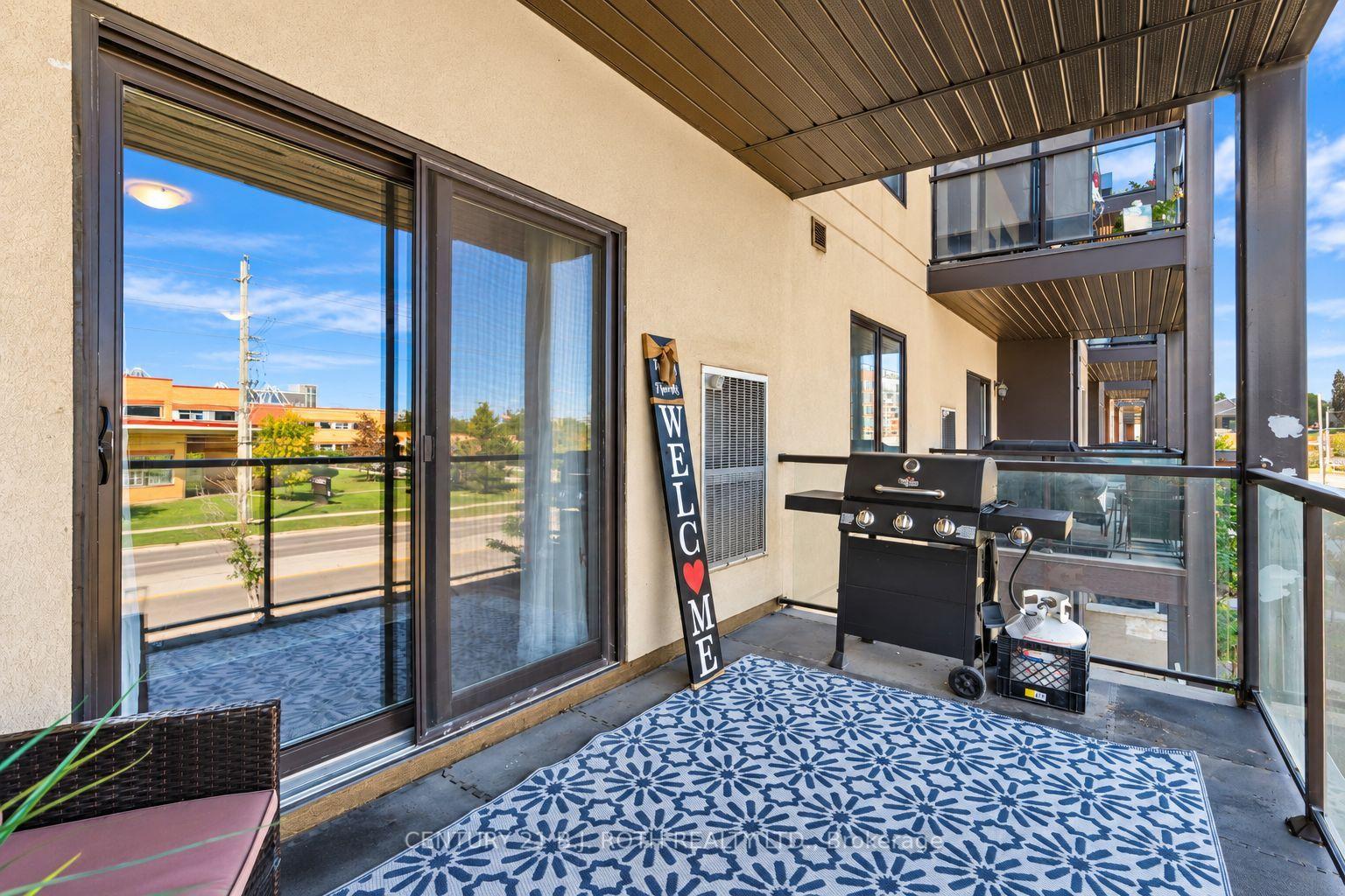 Photo 8 of Unit 201, 720 Yonge Street, Barrie, Painswick South — HOMEH