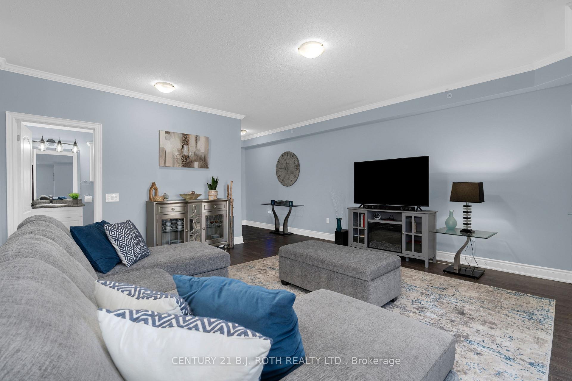 Photo 10 of Unit 201, 720 Yonge Street, Barrie, Painswick South — HOMEH