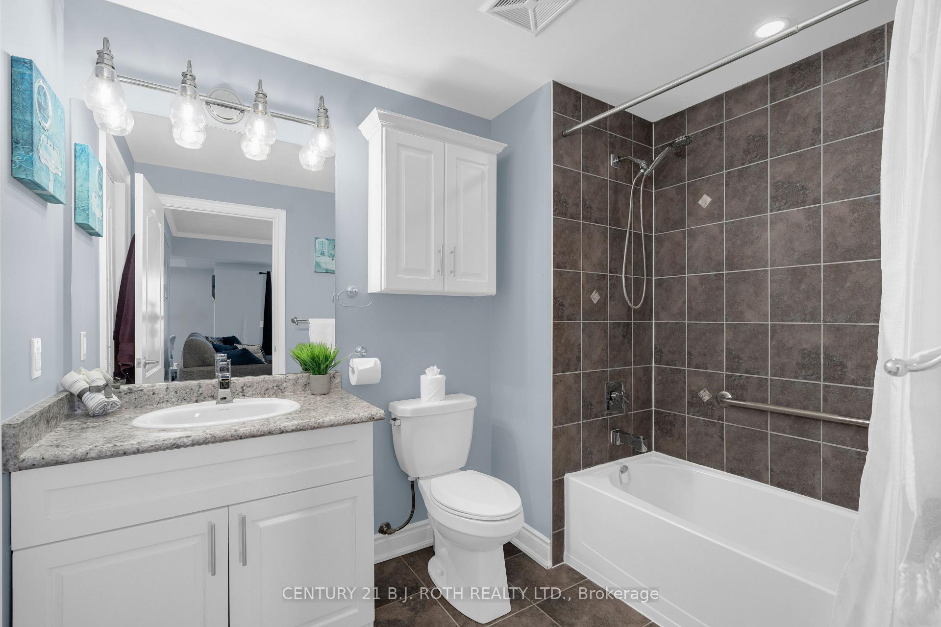 Photo 22 of Unit 201, 720 Yonge Street, Barrie, Painswick South — HOMEH
