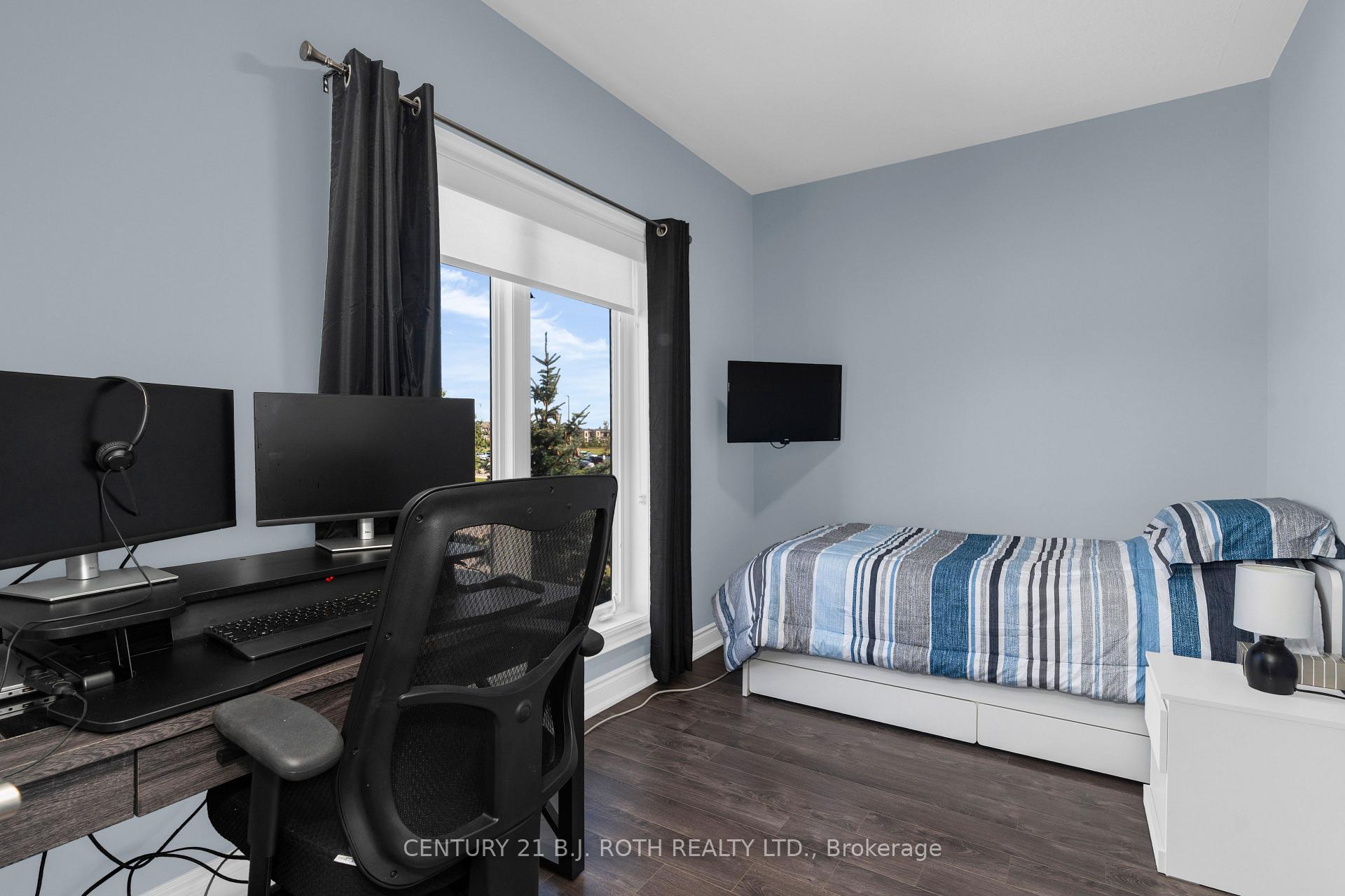 Photo 23 of Unit 201, 720 Yonge Street, Barrie, Painswick South — HOMEH