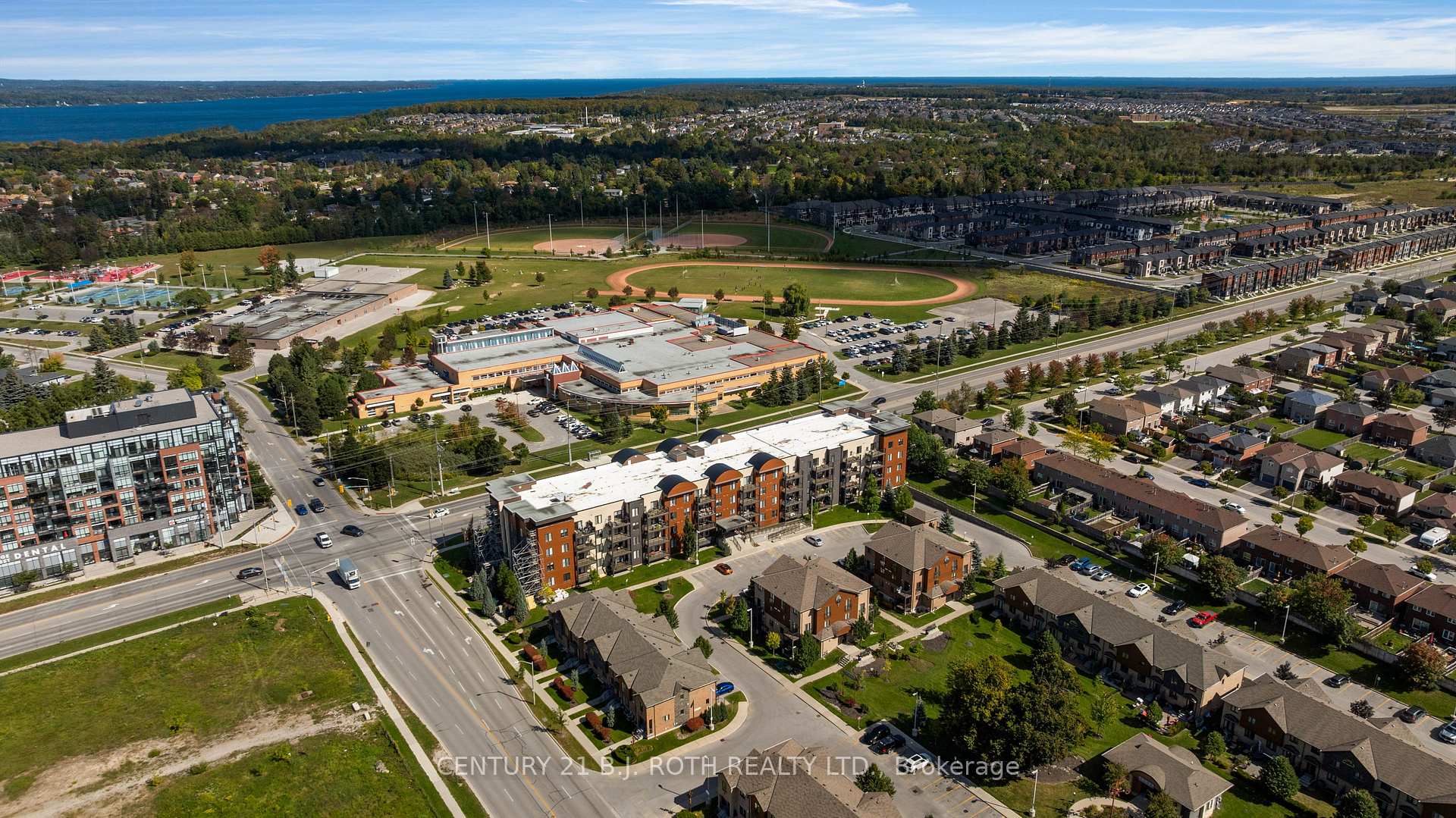 Photo 44 of Unit 201, 720 Yonge Street, Barrie, Painswick South — HOMEH