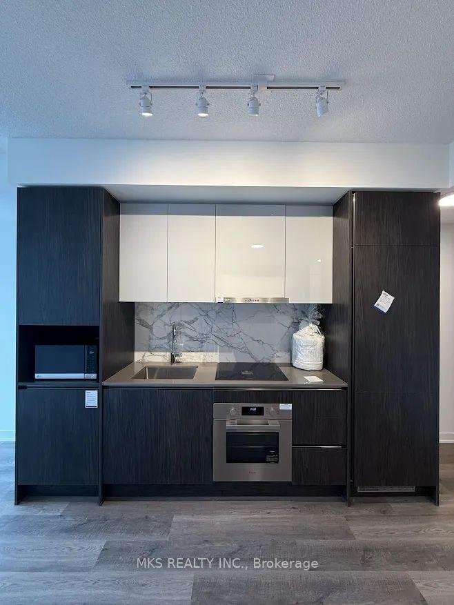 Photo 3 of Unit 2705, 180 Front Street E, Toronto, Moss Park — HOMEH