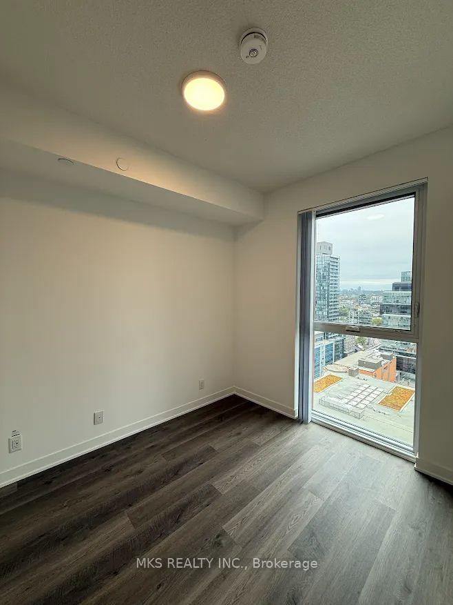 Photo 4 of Unit 2705, 180 Front Street E, Toronto, Moss Park — HOMEH