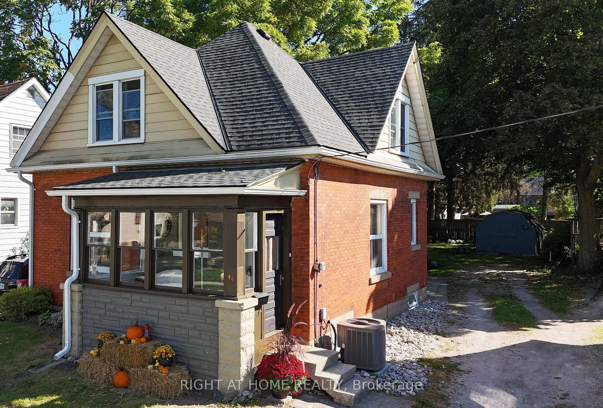 Photo 1 of 46 West Avenue, St. Thomas — HOMEH