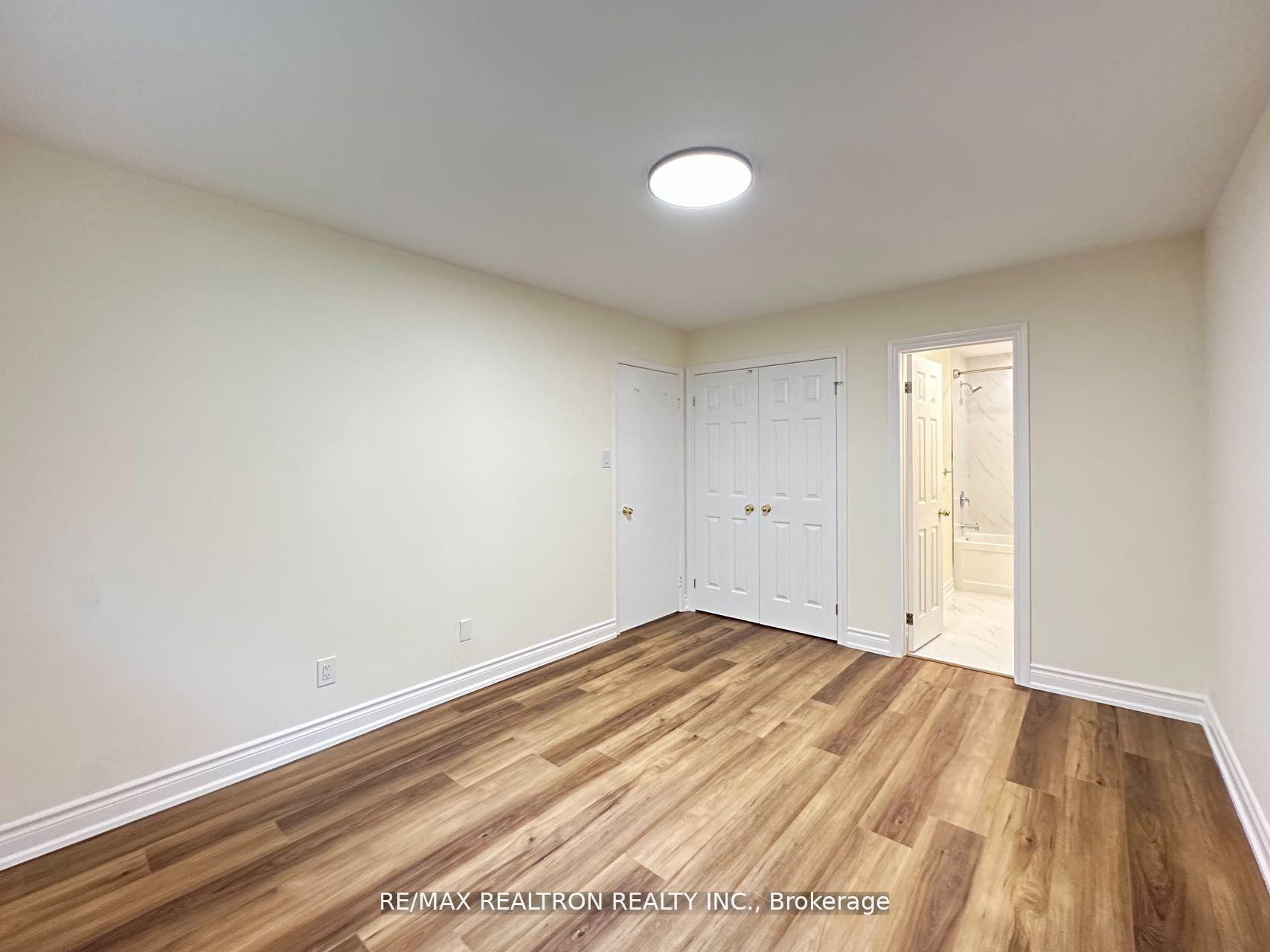 Photo 8 of Unit Upper, 129 Sexton Crescent, North York, Hillcrest Village — HOMEH