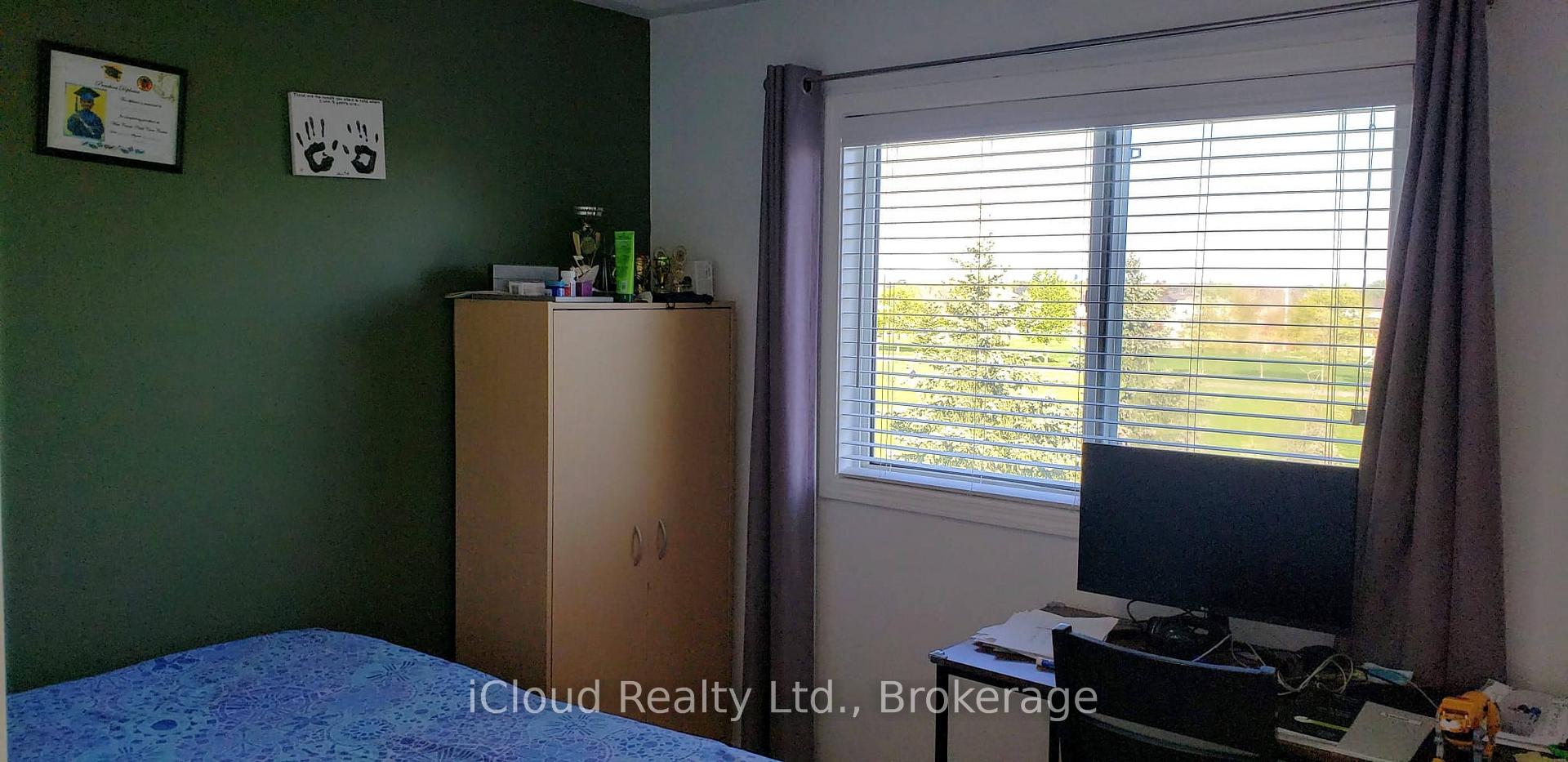 Photo 8 of 1675 Samuelson Circle, Mississauga, Meadowvale Village — HOMEH