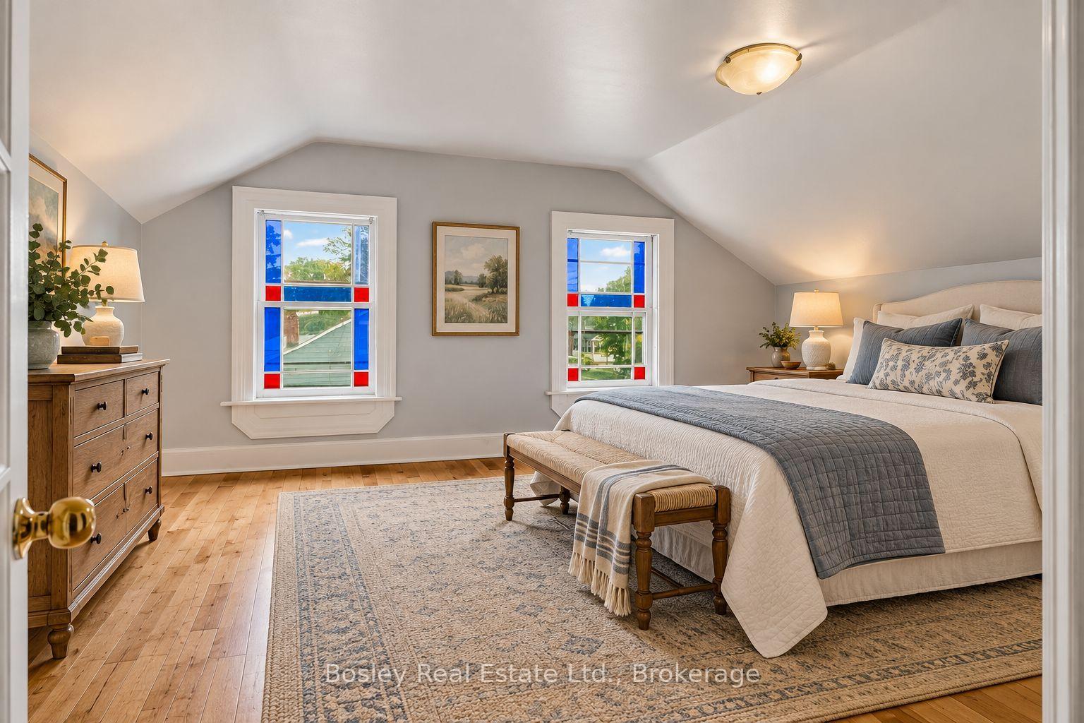 Photo 23 of 86 Charles Street, Port Hope — HOMEH