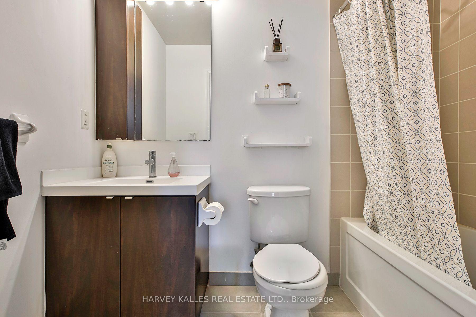 Photo 12 of Unit 2309, 352 Front Street W, Toronto, Waterfront Communities — HOMEH