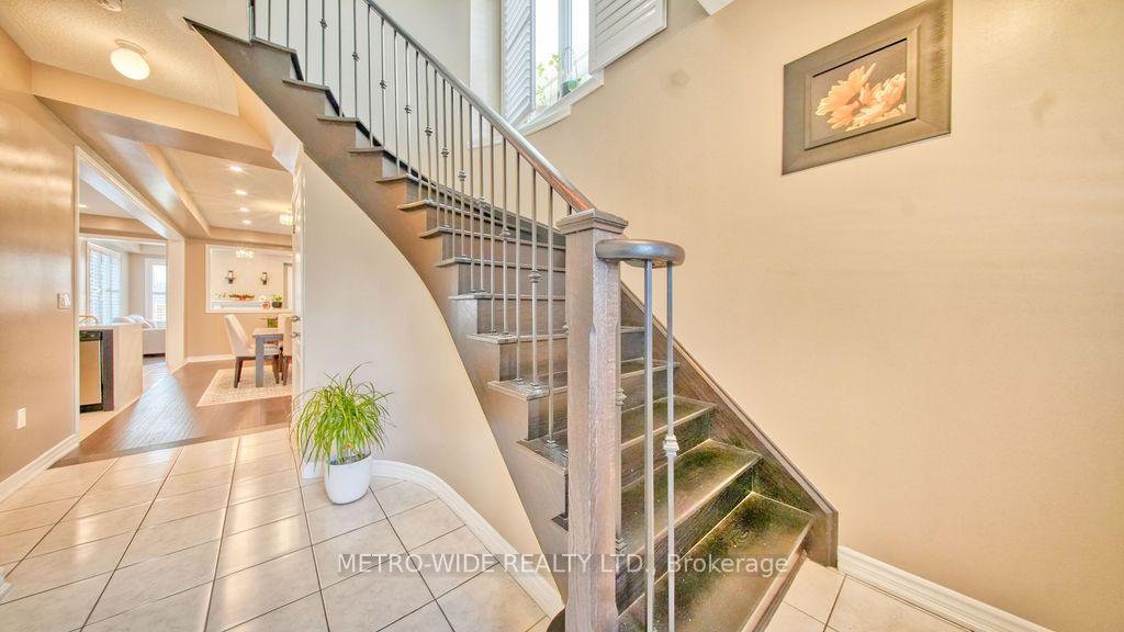 Photo 9 of 1247 Graham Clapp Avenue, Oshawa, Taunton — HOMEH