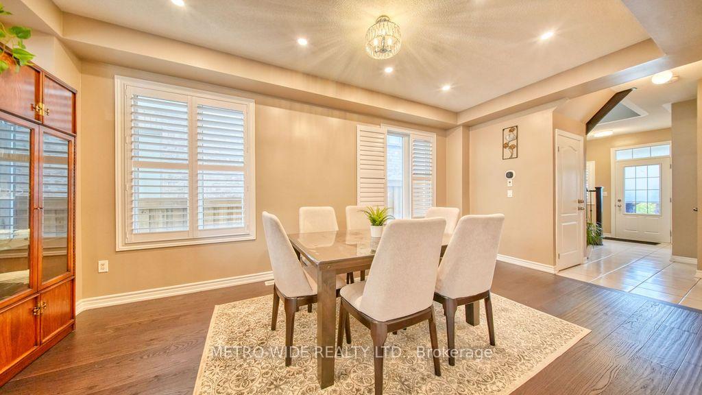 Photo 17 of 1247 Graham Clapp Avenue, Oshawa, Taunton — HOMEH