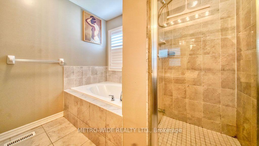 Photo 32 of 1247 Graham Clapp Avenue, Oshawa, Taunton — HOMEH