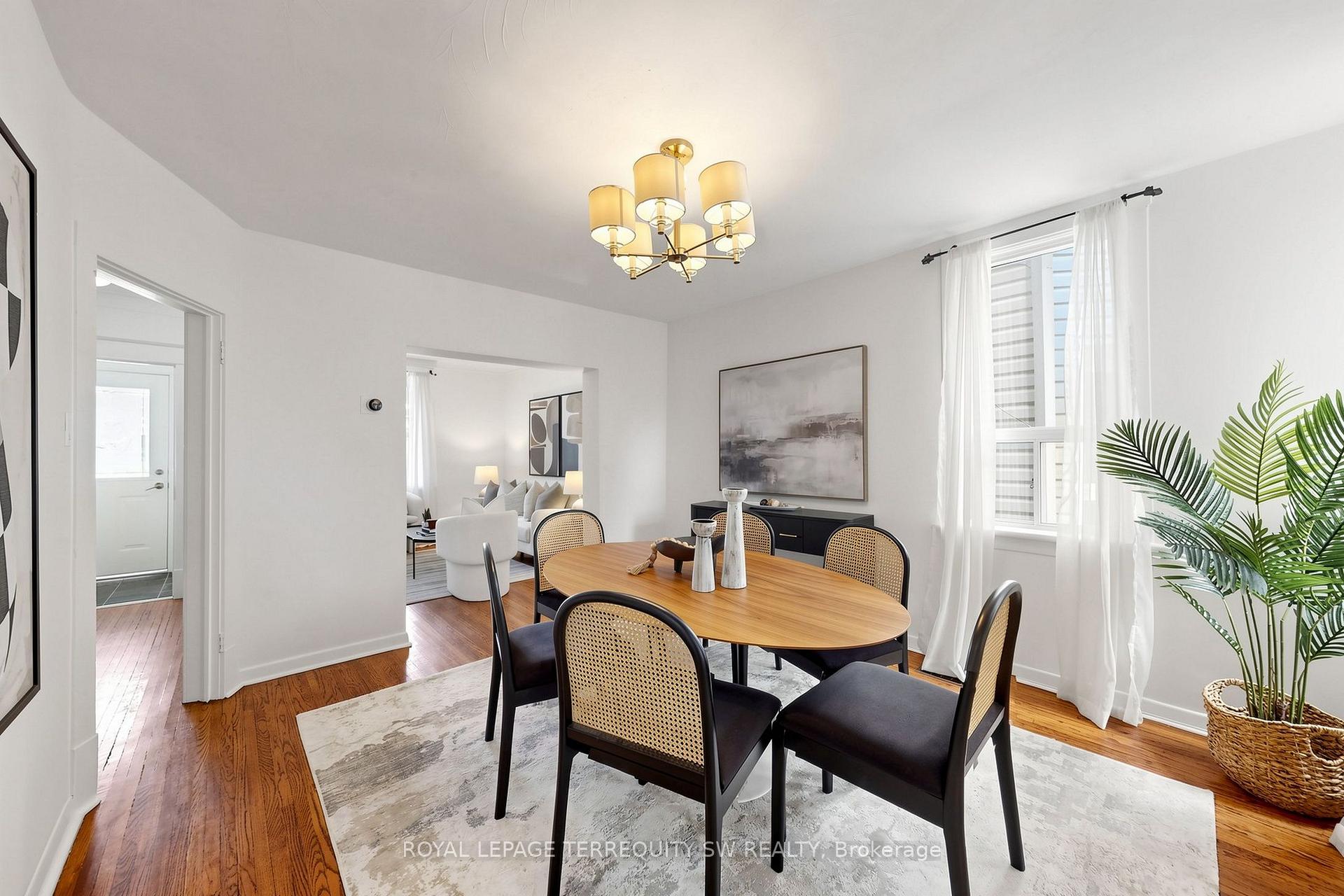 Photo 7 of 105 Barker Avenue, Toronto, Danforth Village-East York — HOMEH