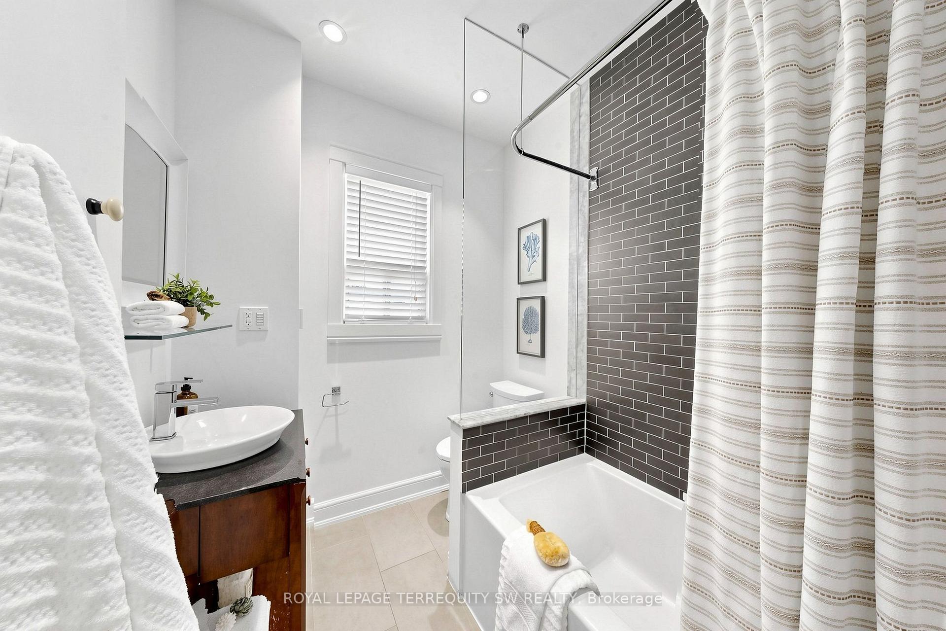 Photo 17 of 105 Barker Avenue, Toronto, Danforth Village-East York — HOMEH