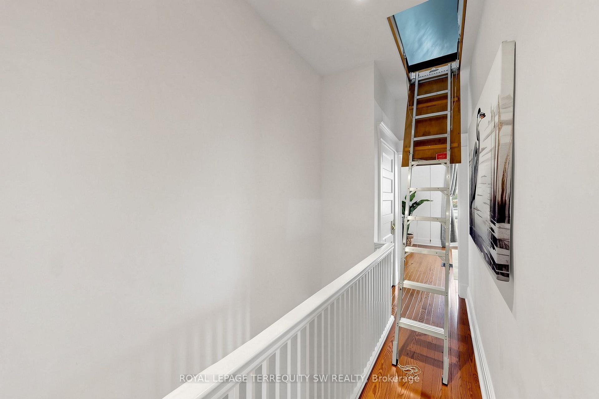 Photo 18 of 105 Barker Avenue, Toronto, Danforth Village-East York — HOMEH