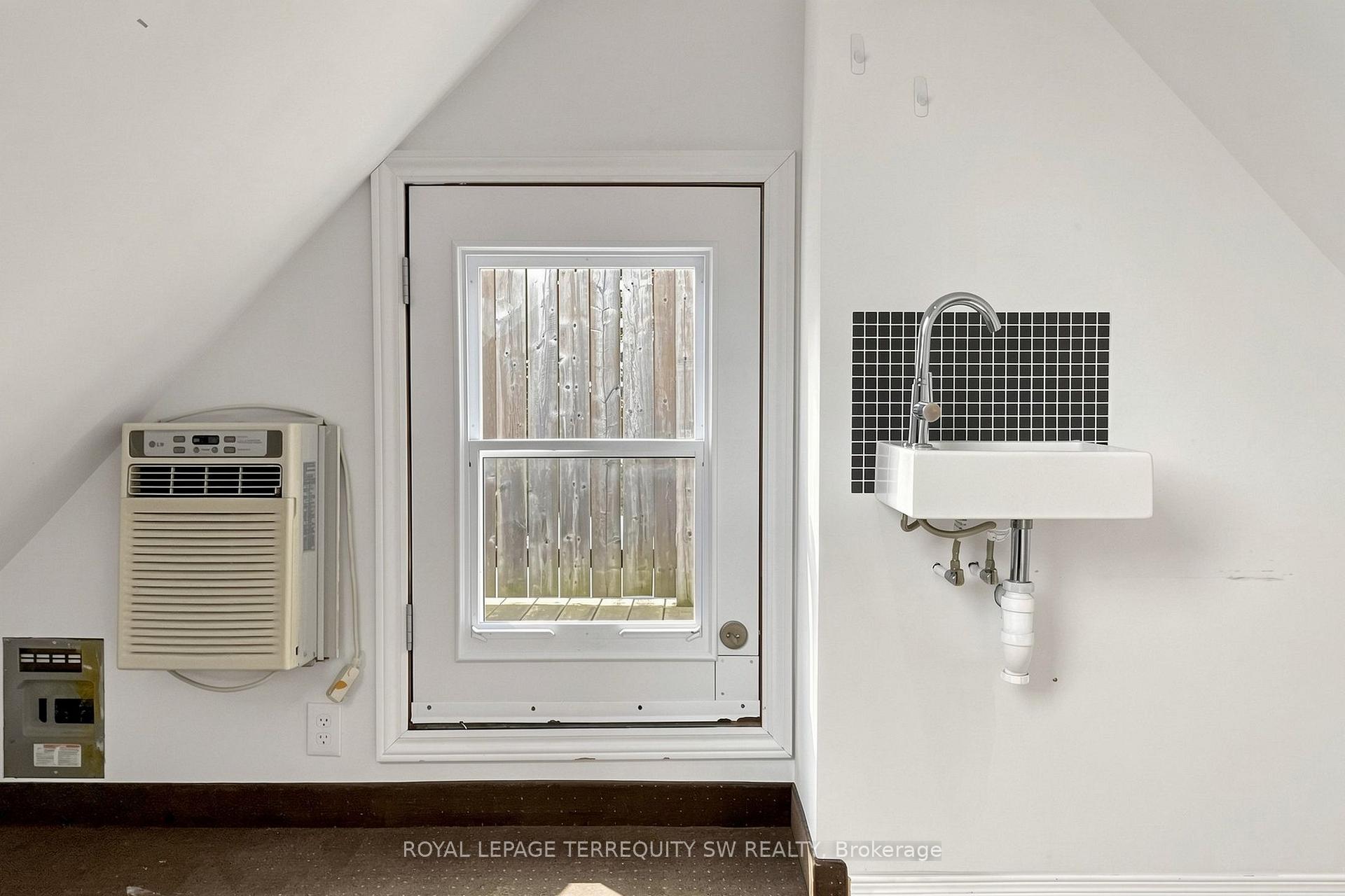 Photo 21 of 105 Barker Avenue, Toronto, Danforth Village-East York — HOMEH