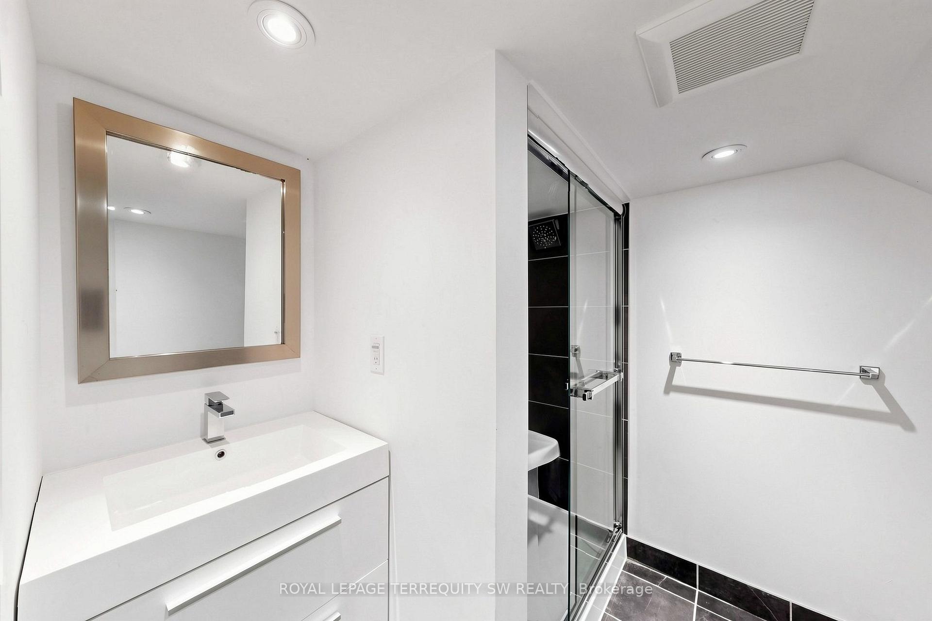 Photo 22 of 105 Barker Avenue, Toronto, Danforth Village-East York — HOMEH