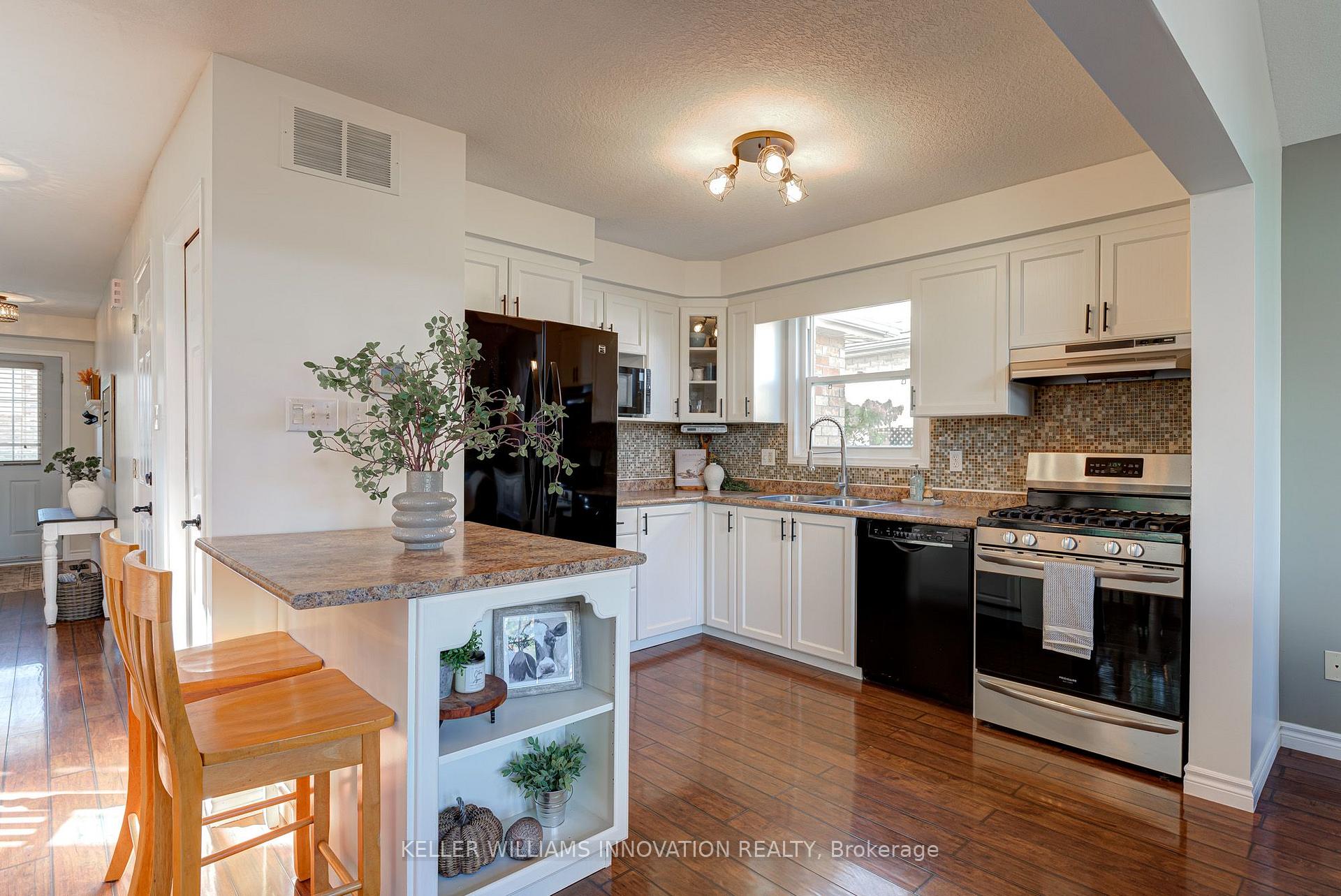 Photo 21 of 4 Jacob Cressman Drive, Wilmot, Baden — HOMEH