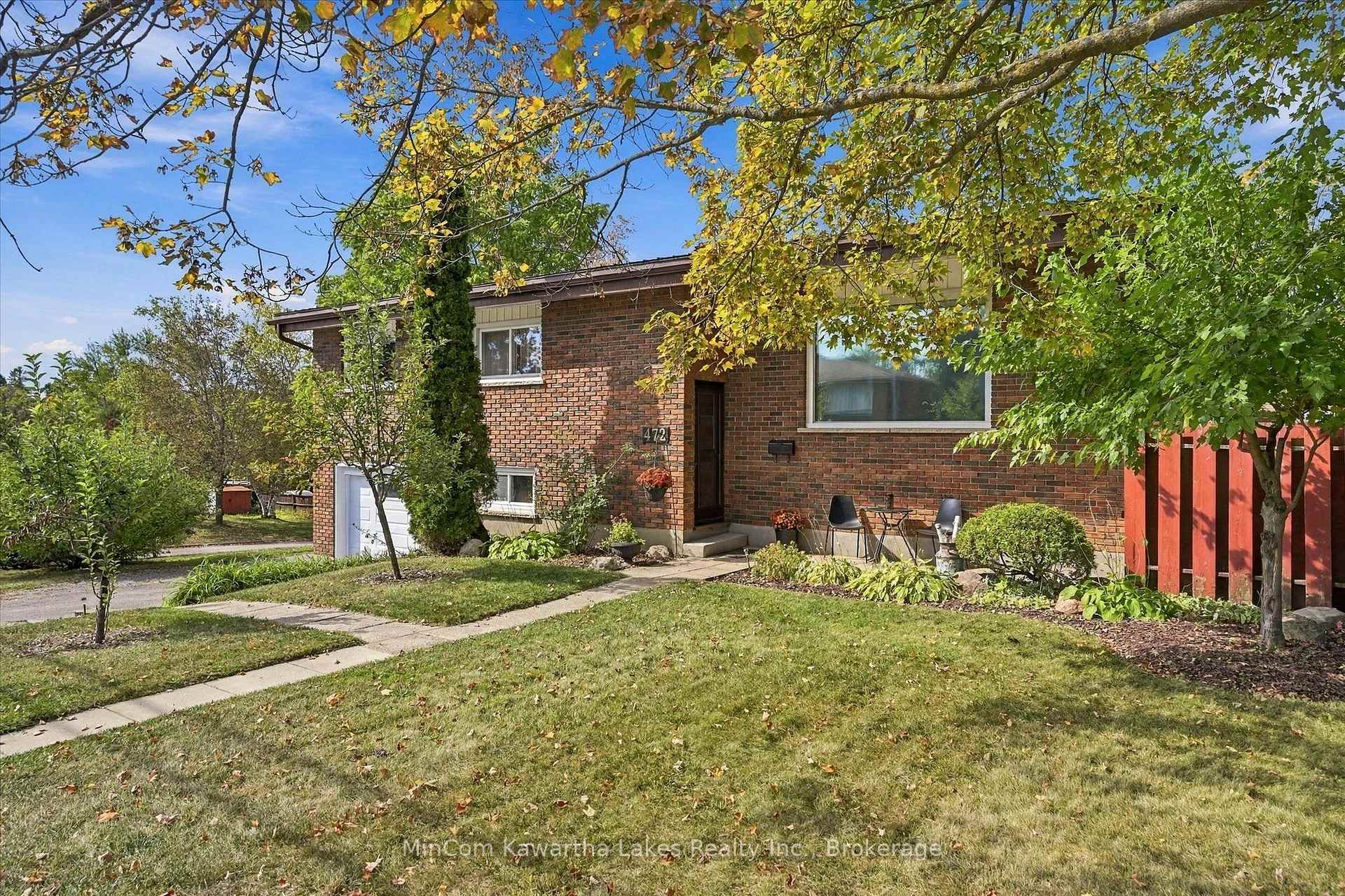 Photo 3 of 472 Highland Road, Peterborough, Northcrest Ward 5 — HOMEH