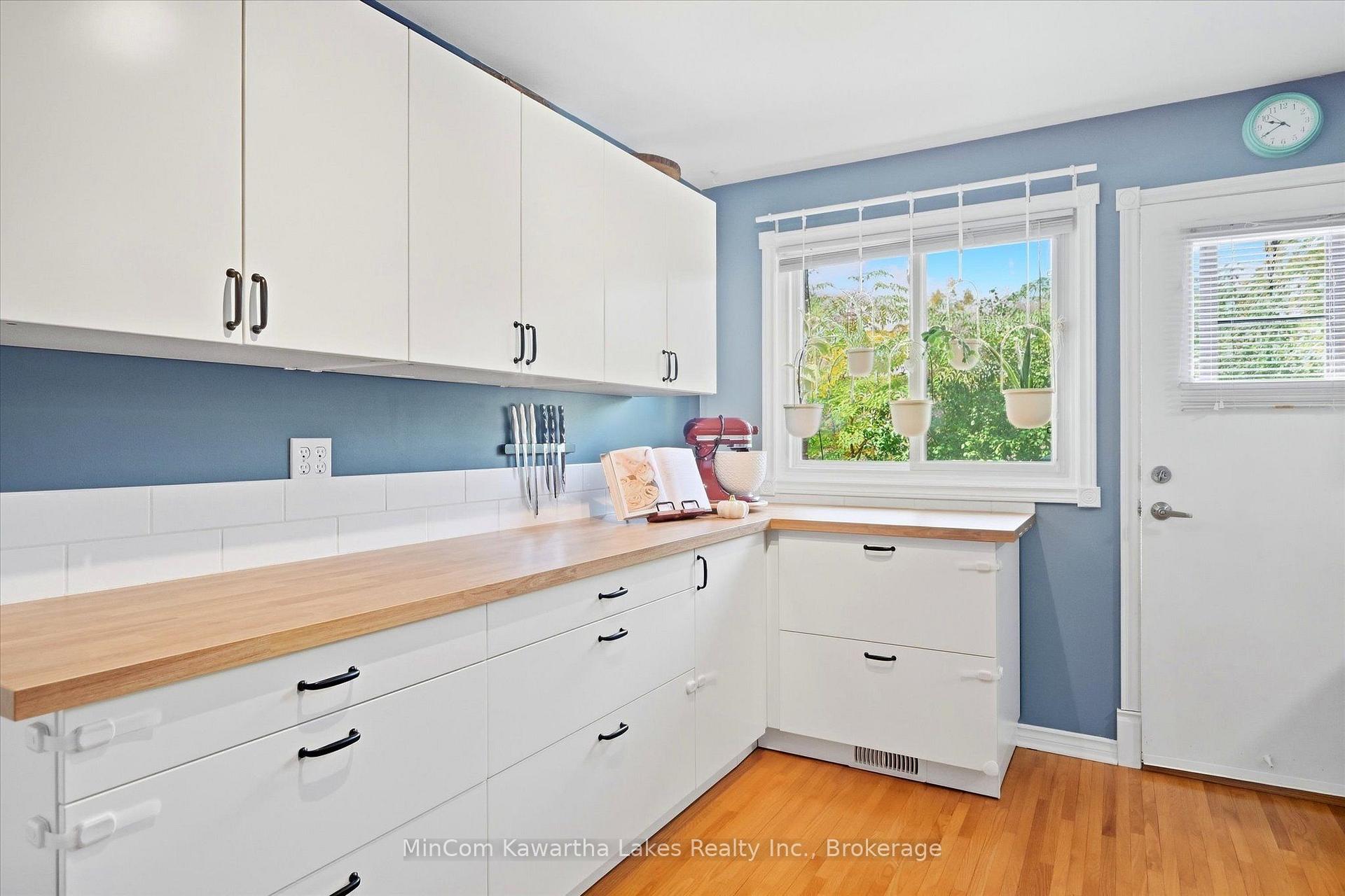 Photo 20 of 472 Highland Road, Peterborough, Northcrest Ward 5 — HOMEH